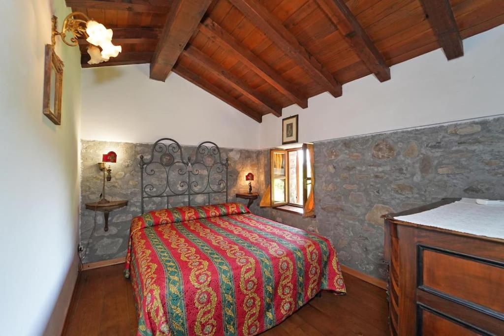 Villa Le Due Lune 6 Pax by VILLASRETREATS