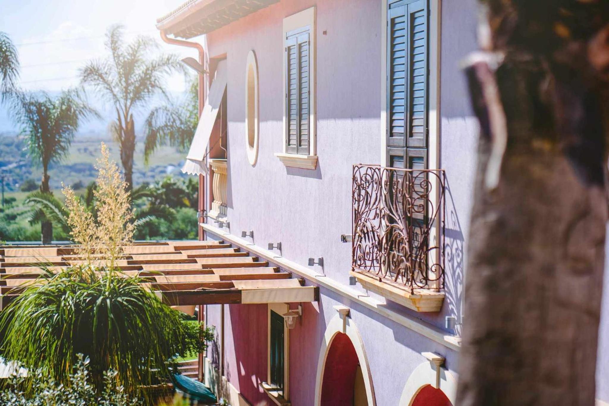 Casale Santuzza - Xenia Sicily Villas view 3