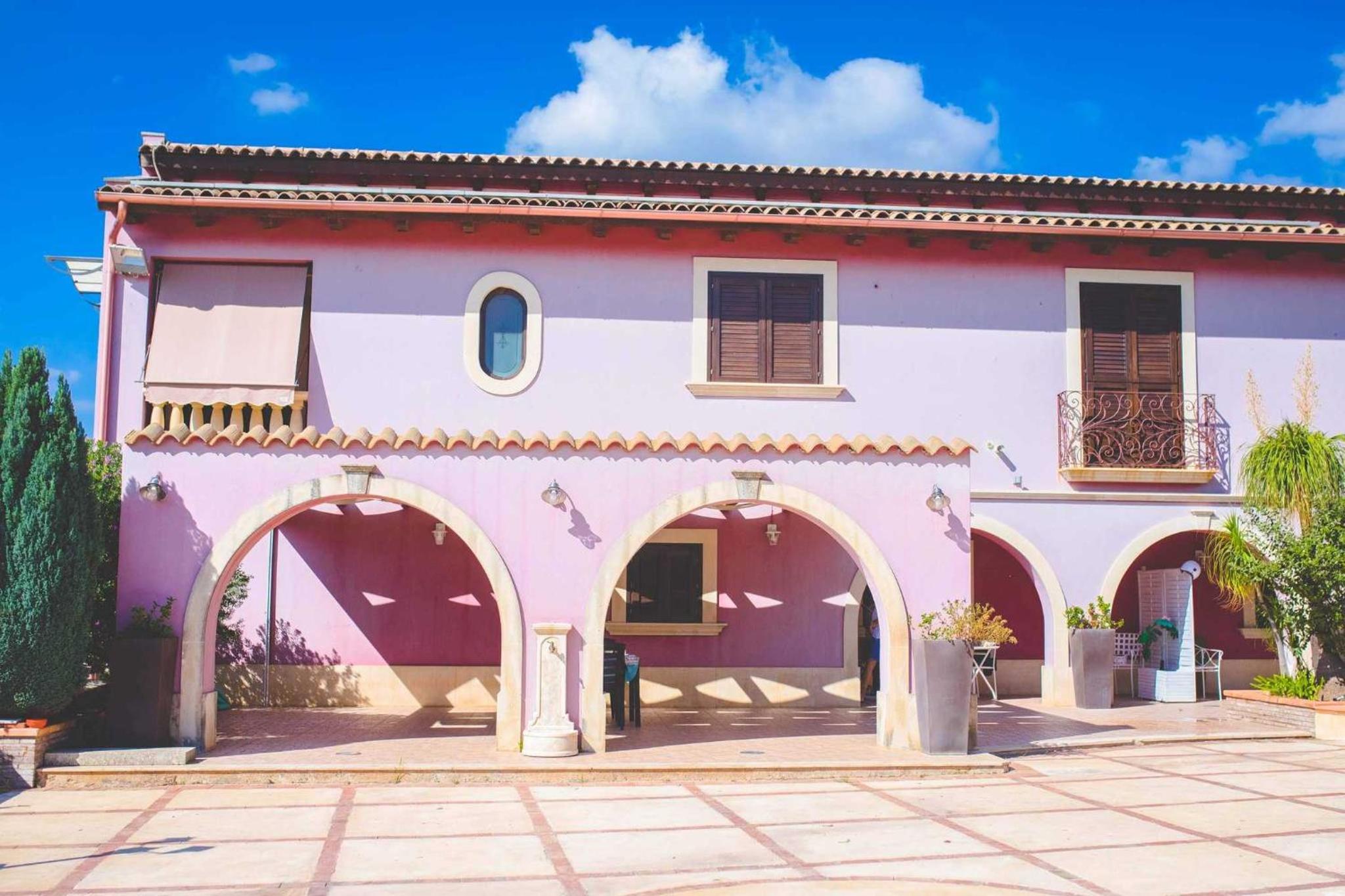 Hotel Casale Santuzza - Xenia Sicily Villas - Image 1