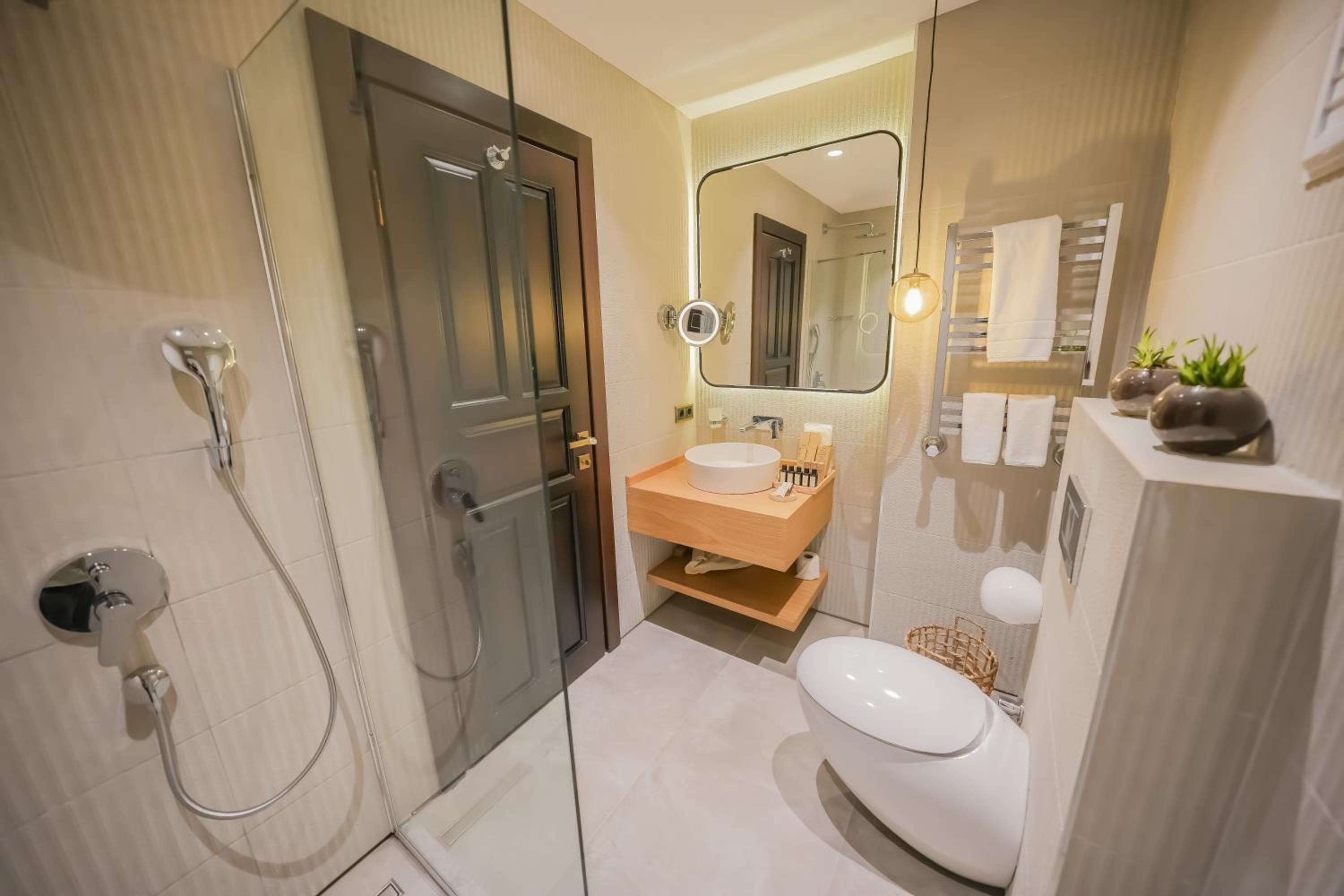 Nuup Hotel - Image 43