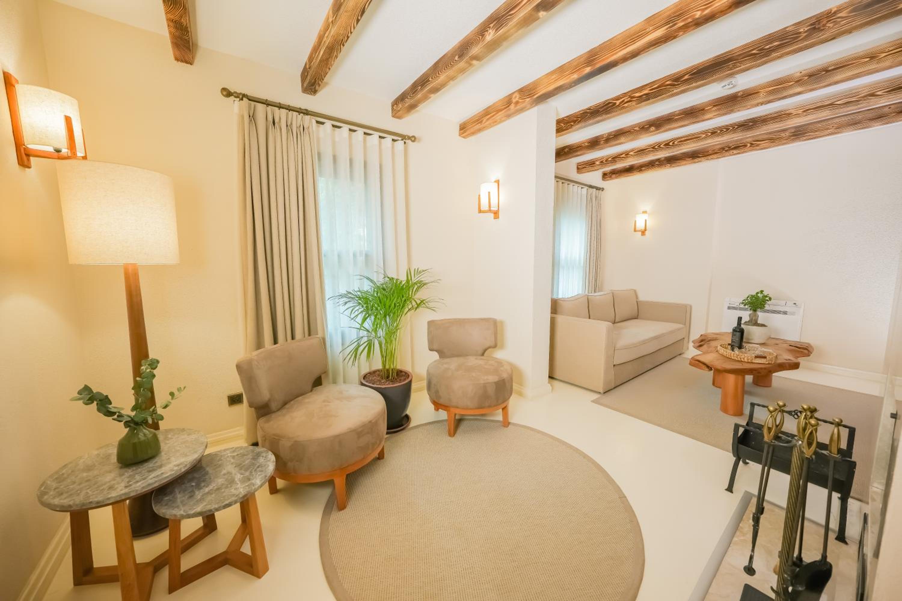 Nuup Hotel - Image 45