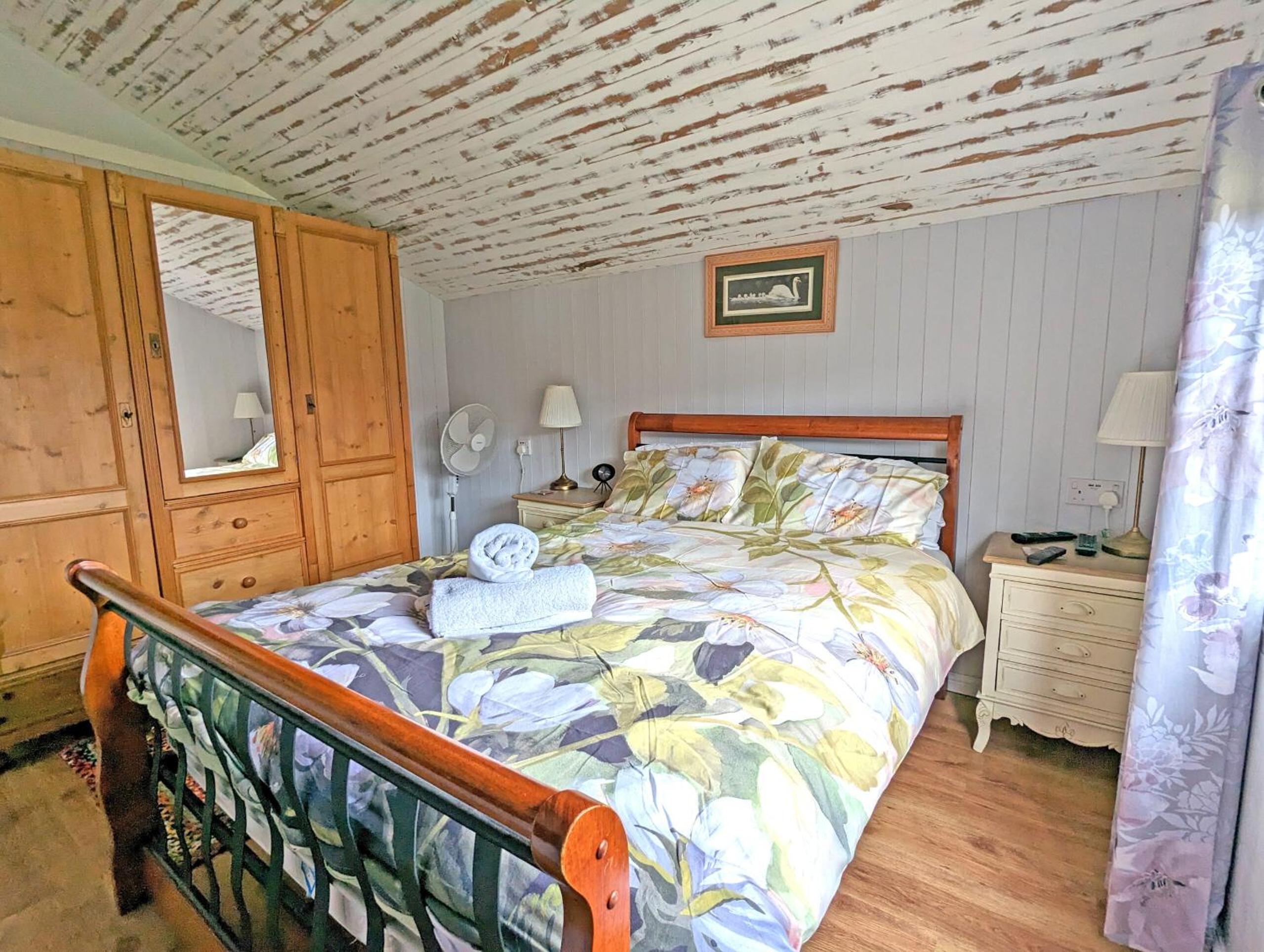 Cotswold Lodges view 2