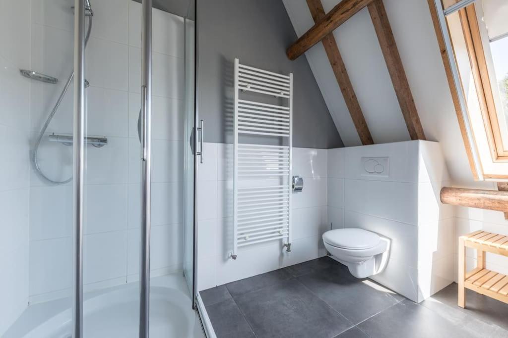 Ballumerhoeve Tree Lodge view 2