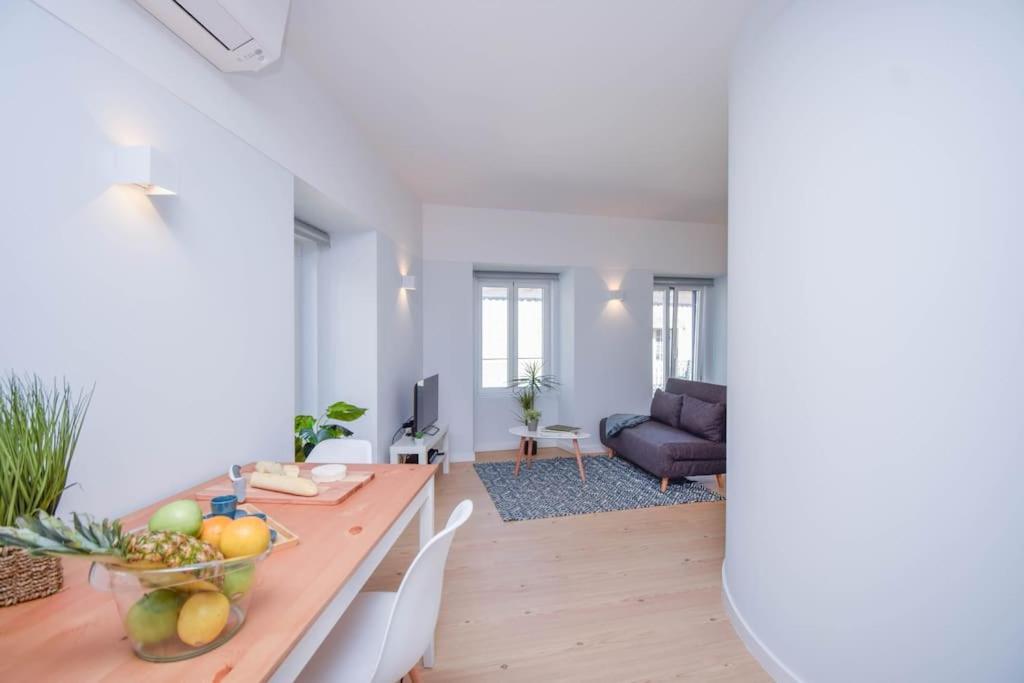 Charming Seaside Apartment - 1 min from the beach