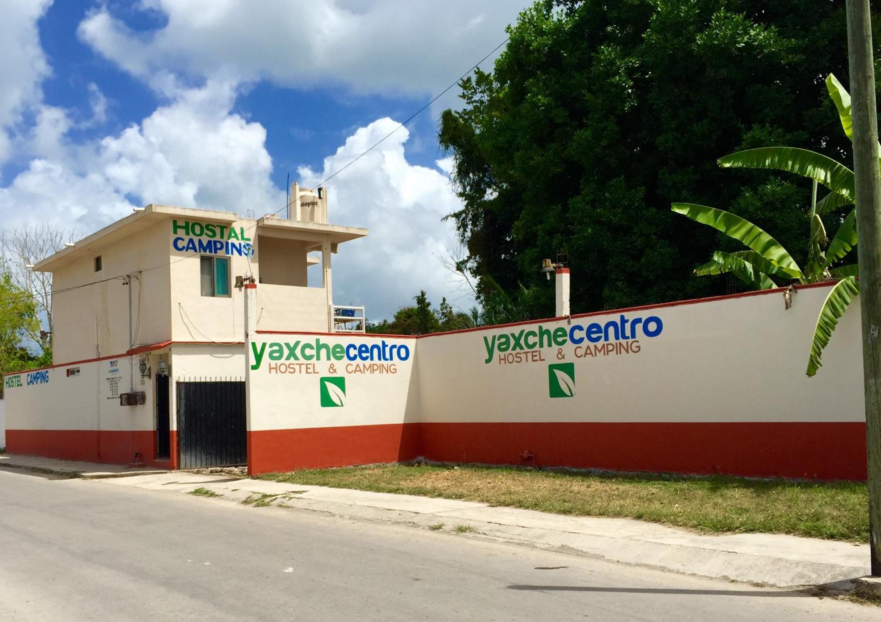 Yaxche Centro Hostal y Camping