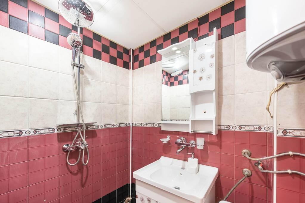 Homey apartment near Grand Mall