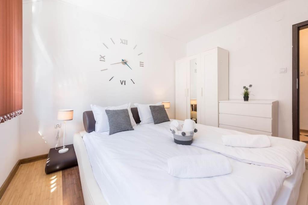 Homey apartment near Grand Mall