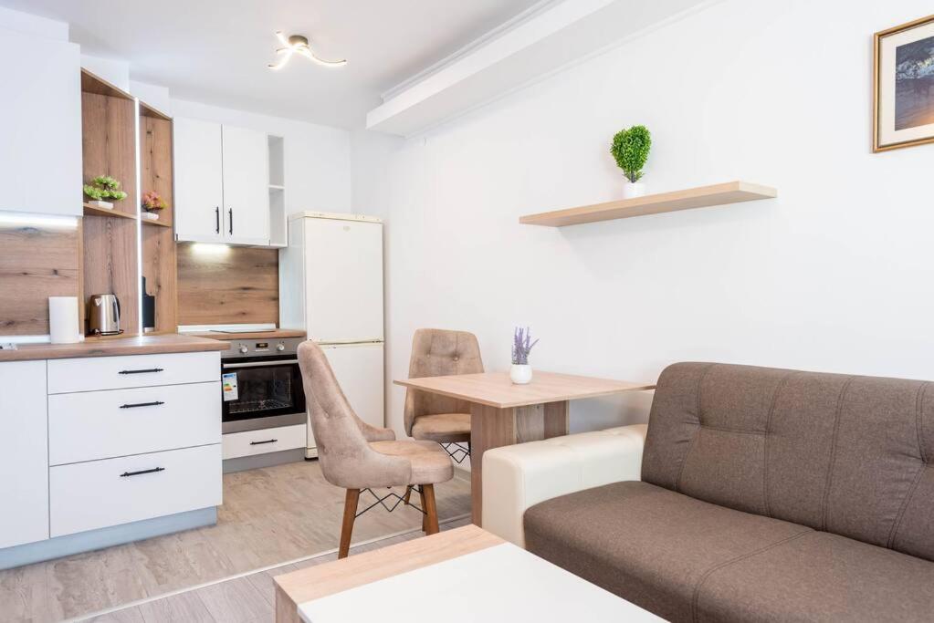 Homey apartment near Grand Mall