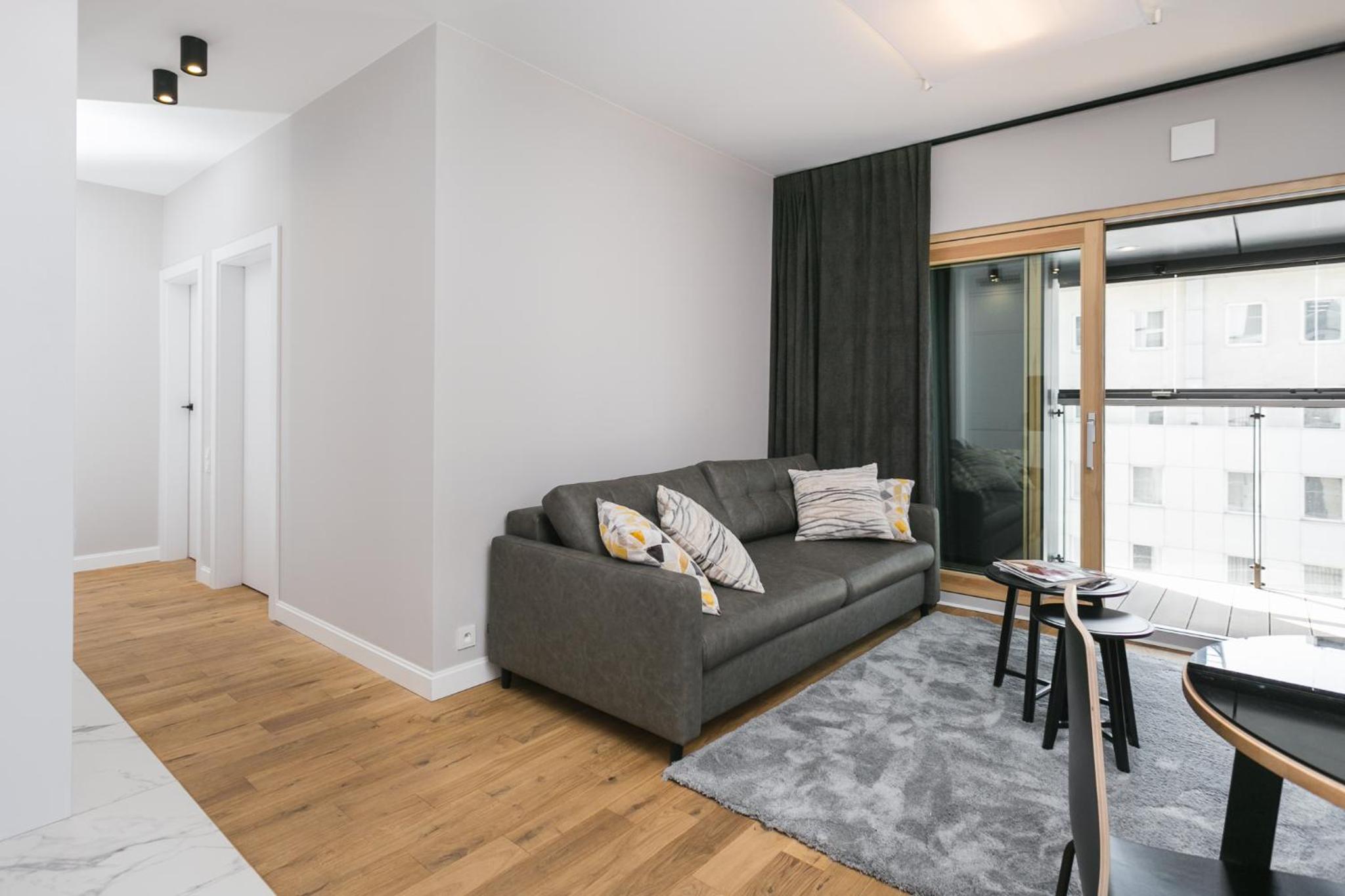 Urban Chic - Luxury Stay at Mennica Residence Warsaw