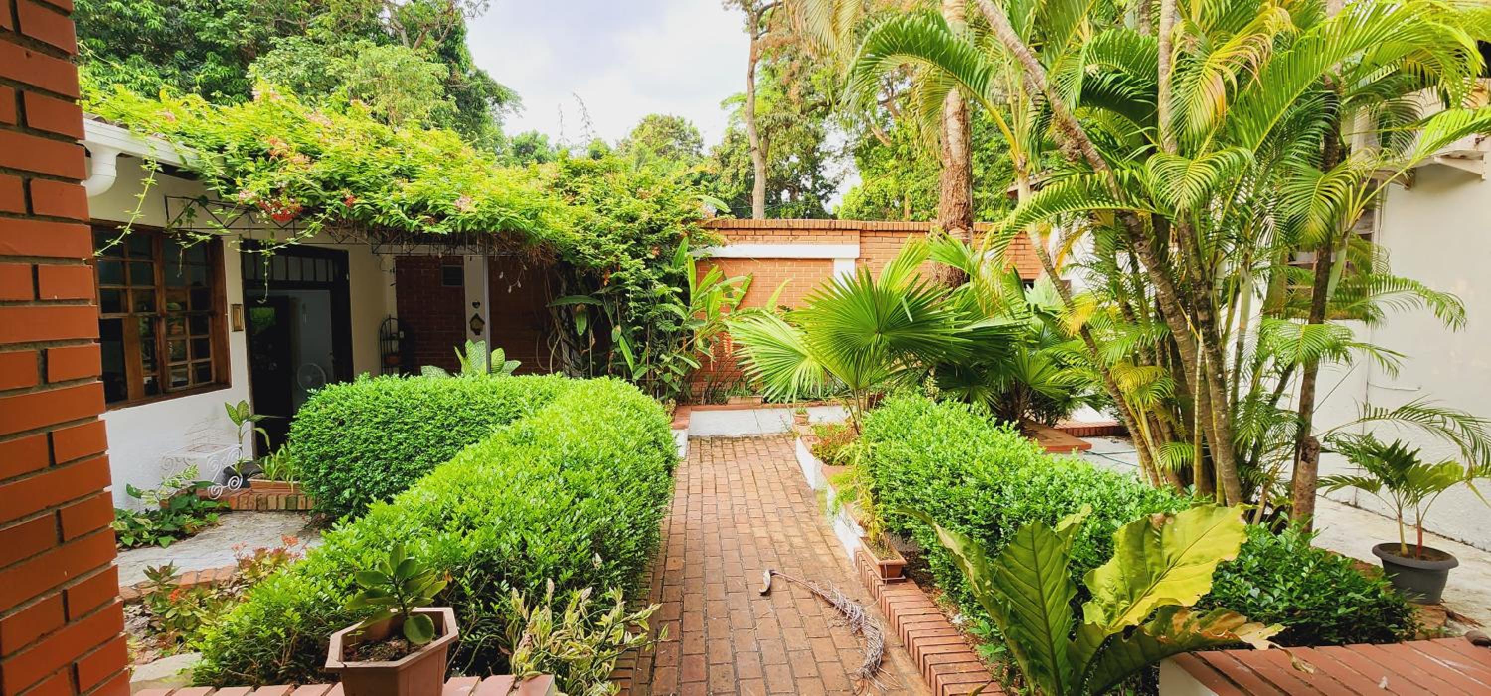 Camilas Hotel