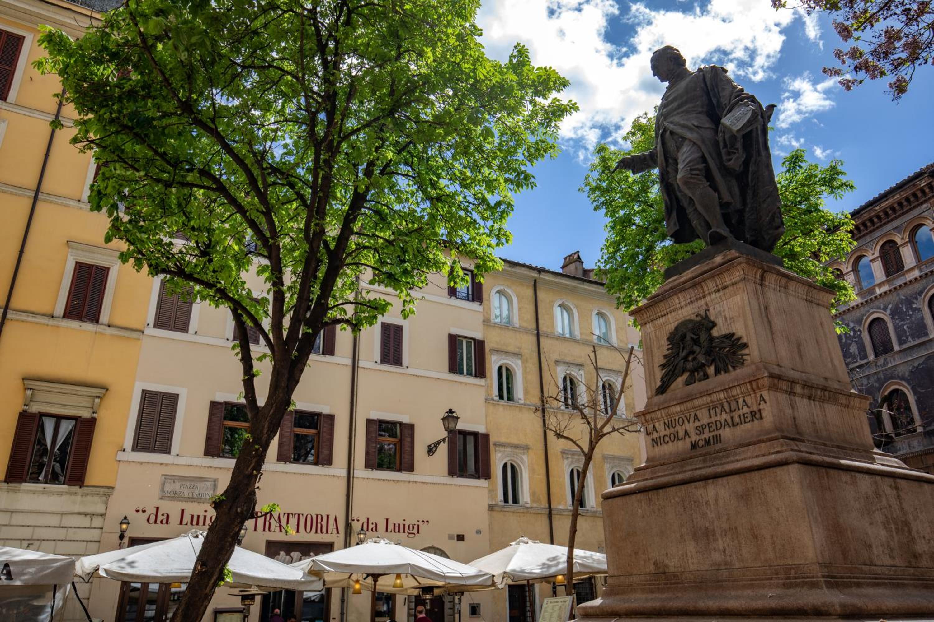 Navona Sky Palace