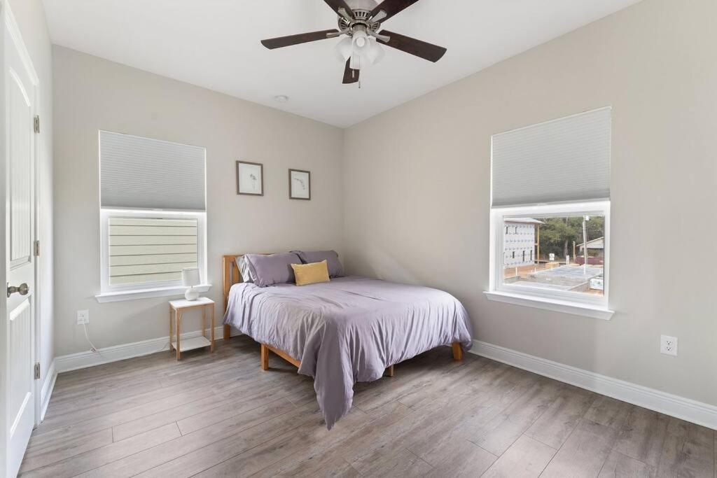 Downtown home + bay views + seafood market view 4