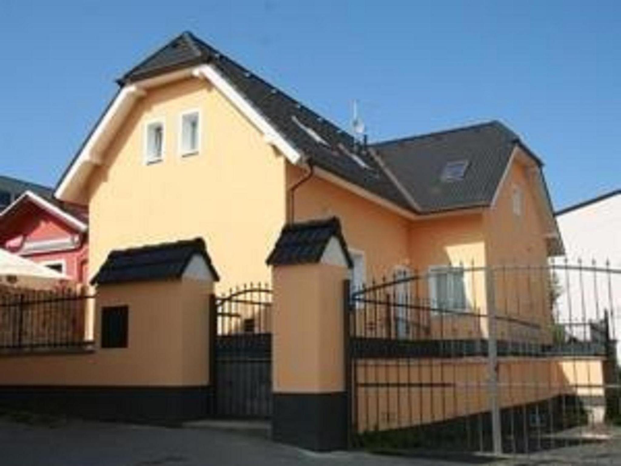 Photo 62