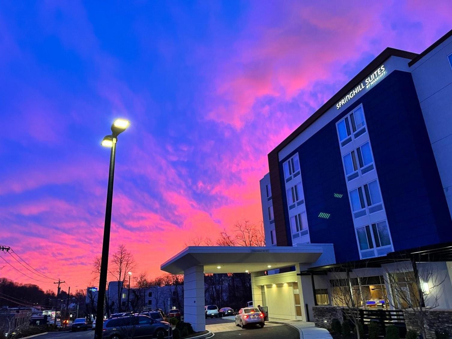SpringHill Suites by Marriott Tuckahoe Westchester County - Property Image 32