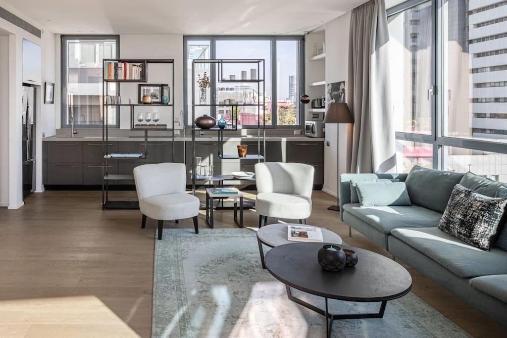 Upscale Rotschild by Five Stay view 2