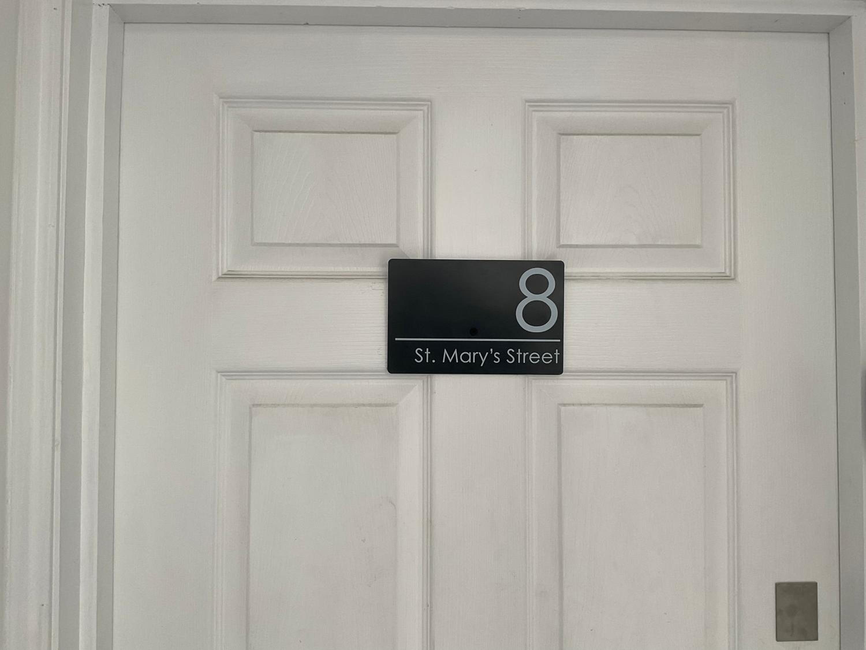8, St Marys , Private Double Ensuite Room - Room Only- Truro