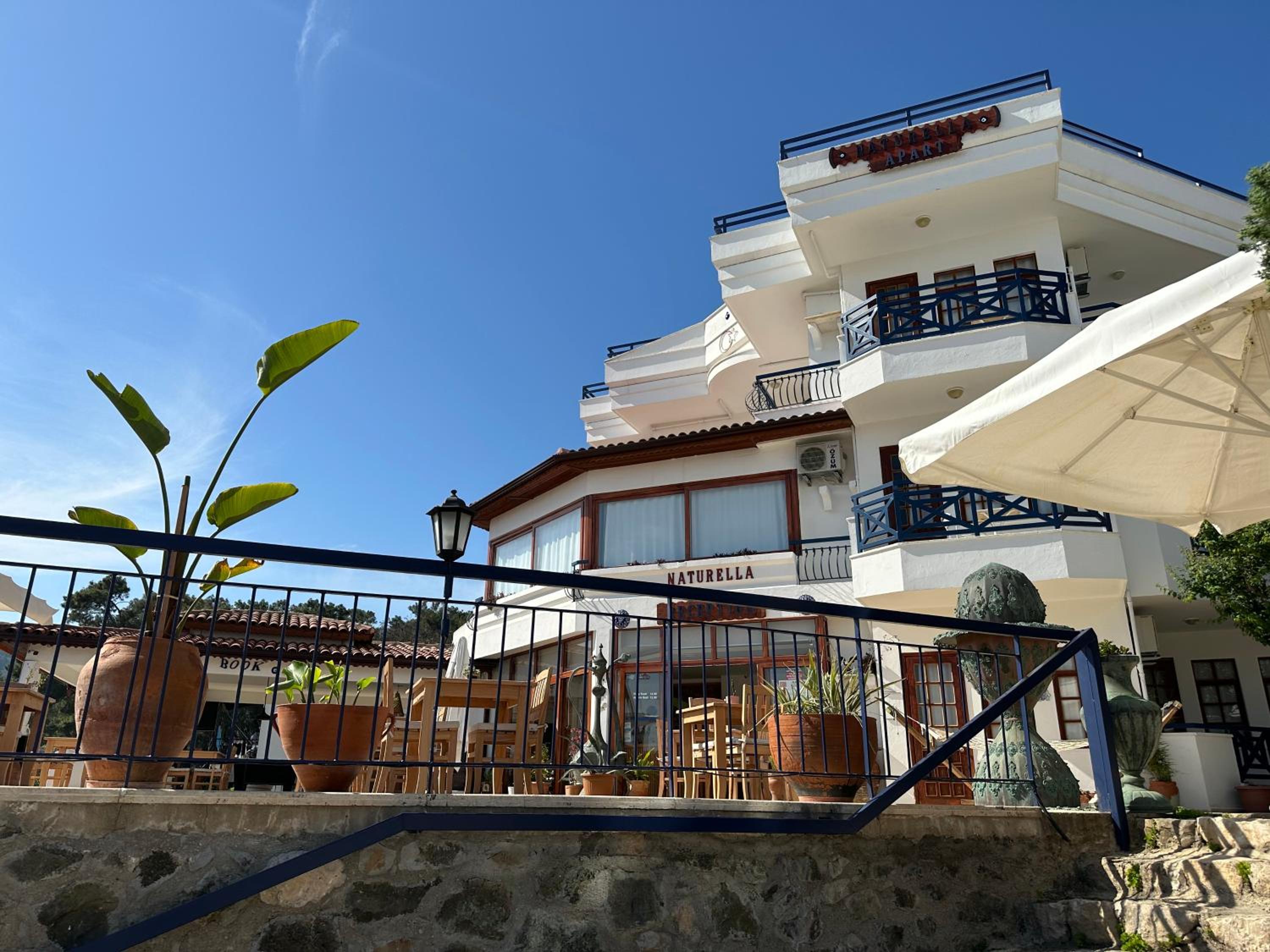 NATURELLA APART HOTEL - Image 26