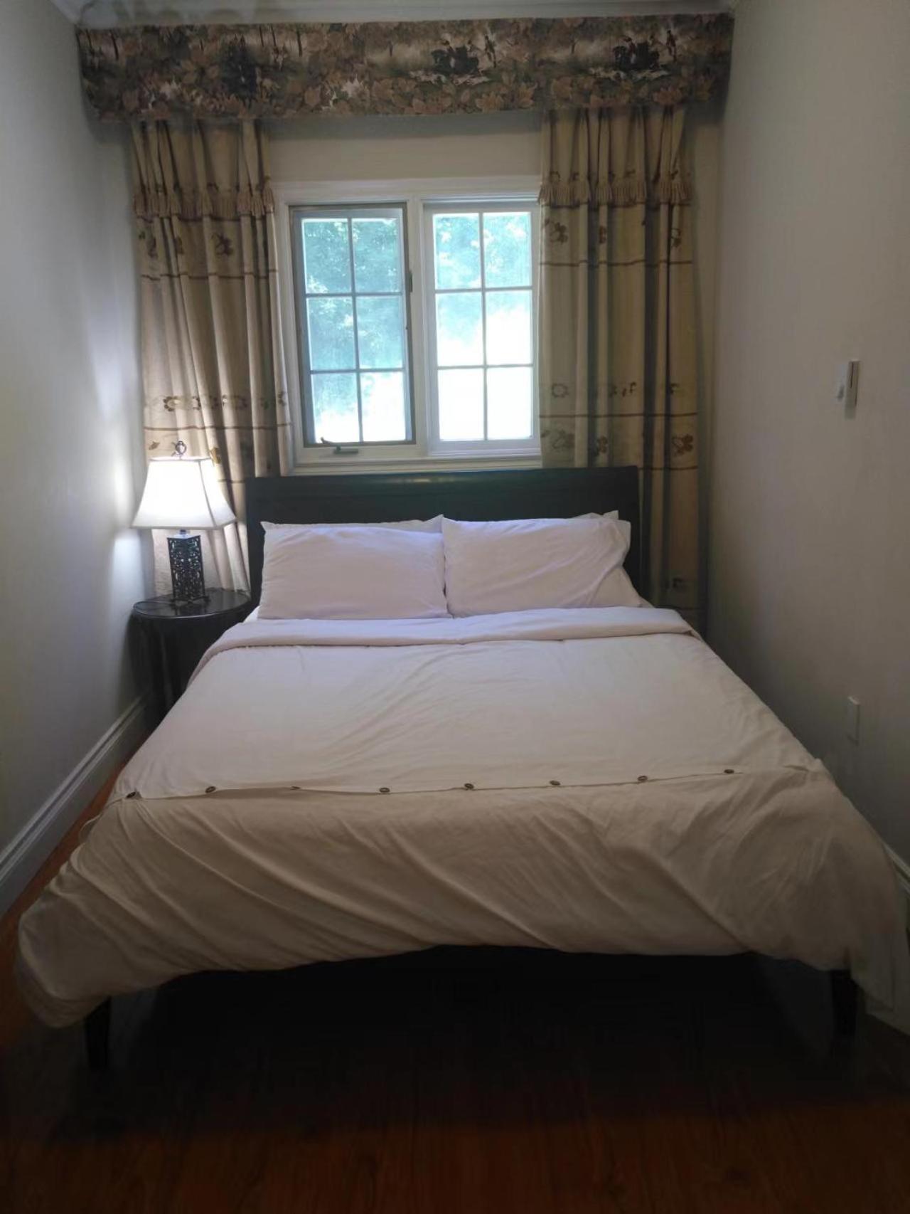 Resort style entire guesthouse with kitchen-2 rooms