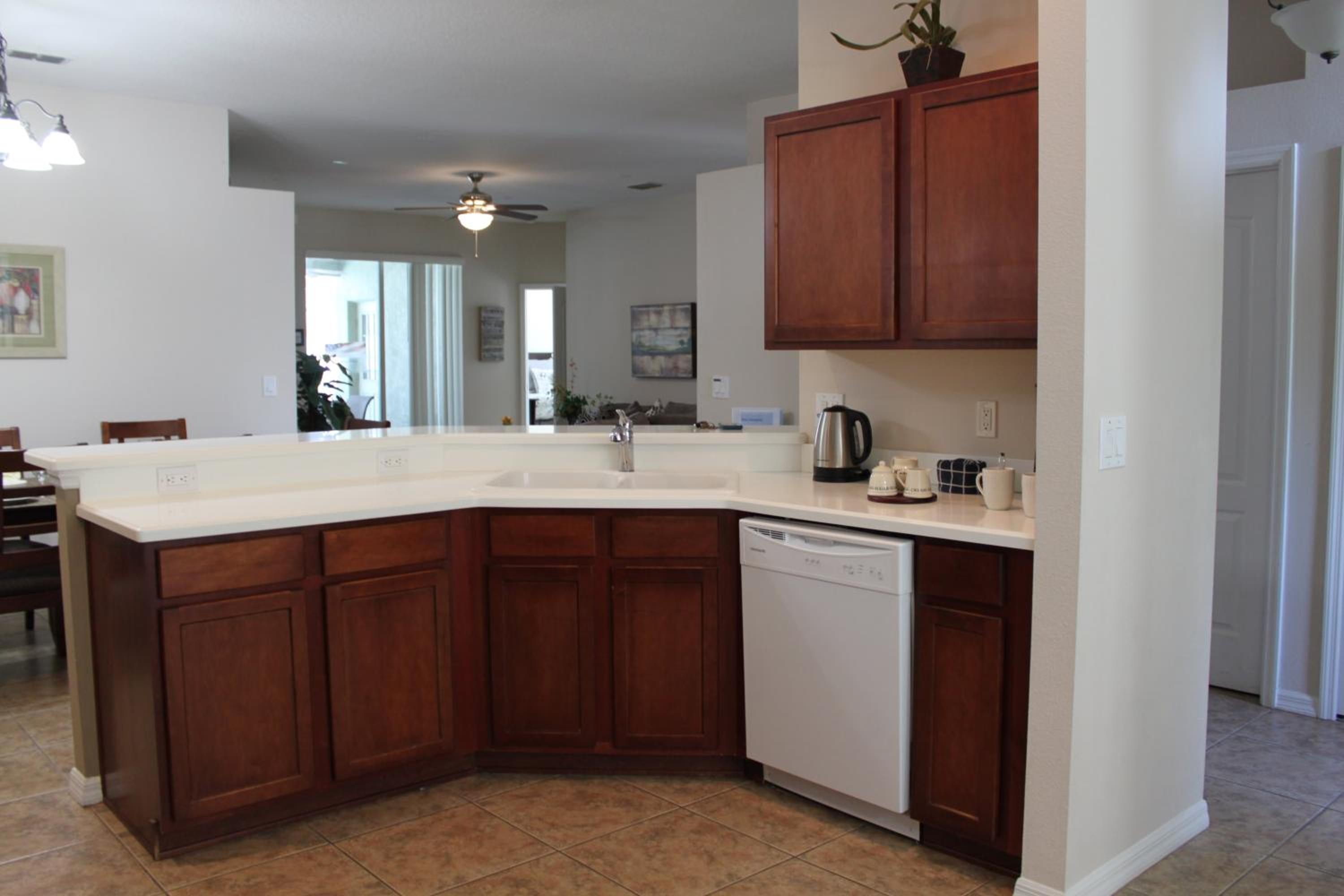 Gated Community, Private Pool And Spa! view 3