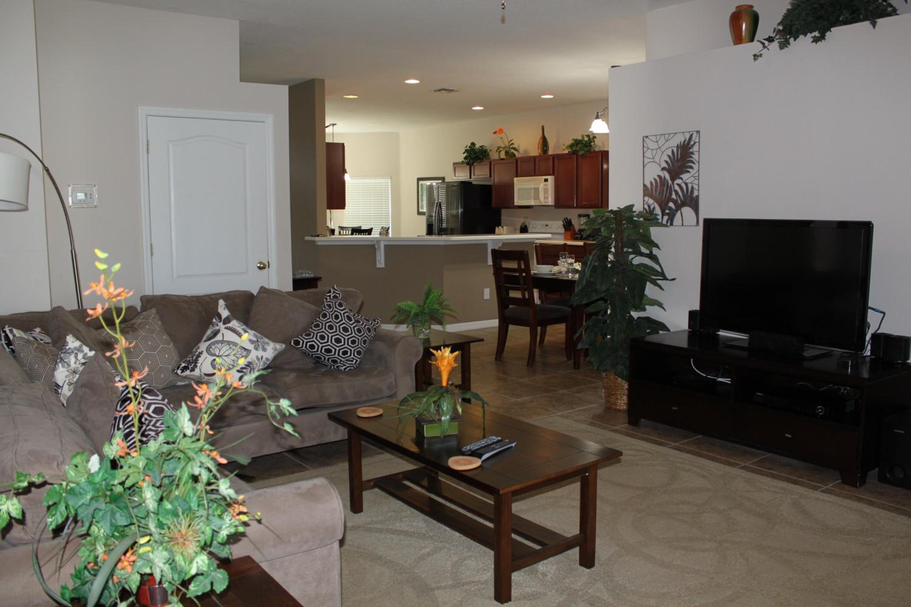 Gated Community, Private Pool And Spa! view 5
