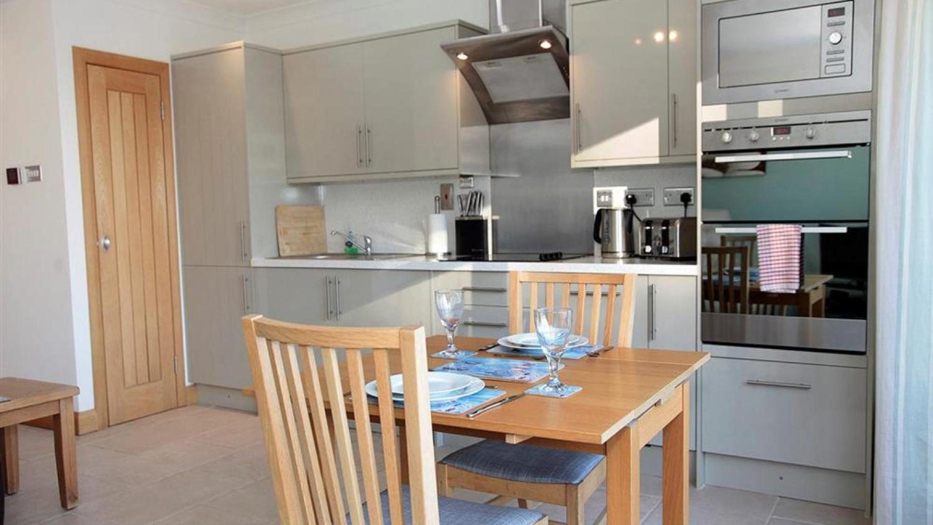 Redcliffe Apartments J view 3