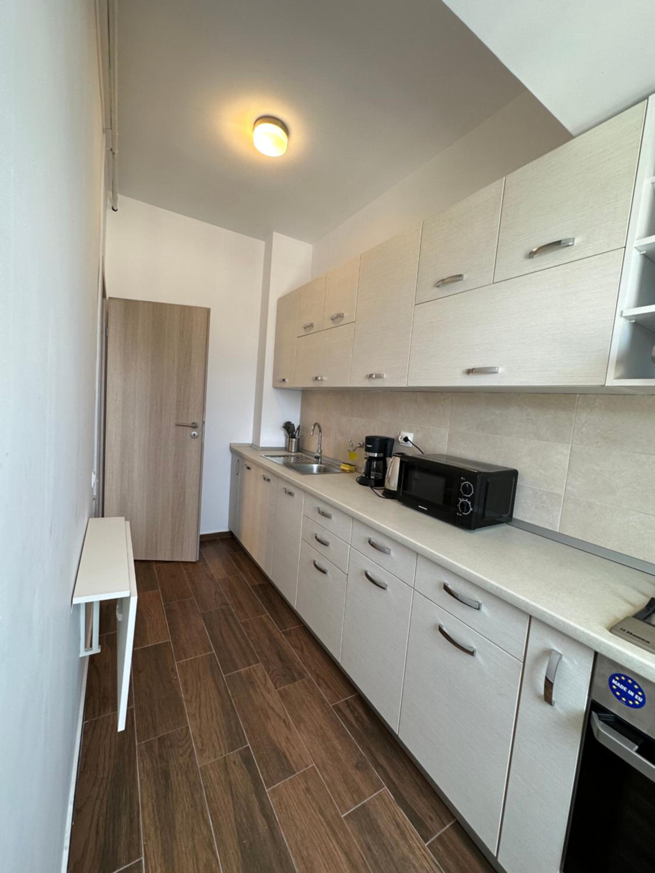 97 RENT House view 4