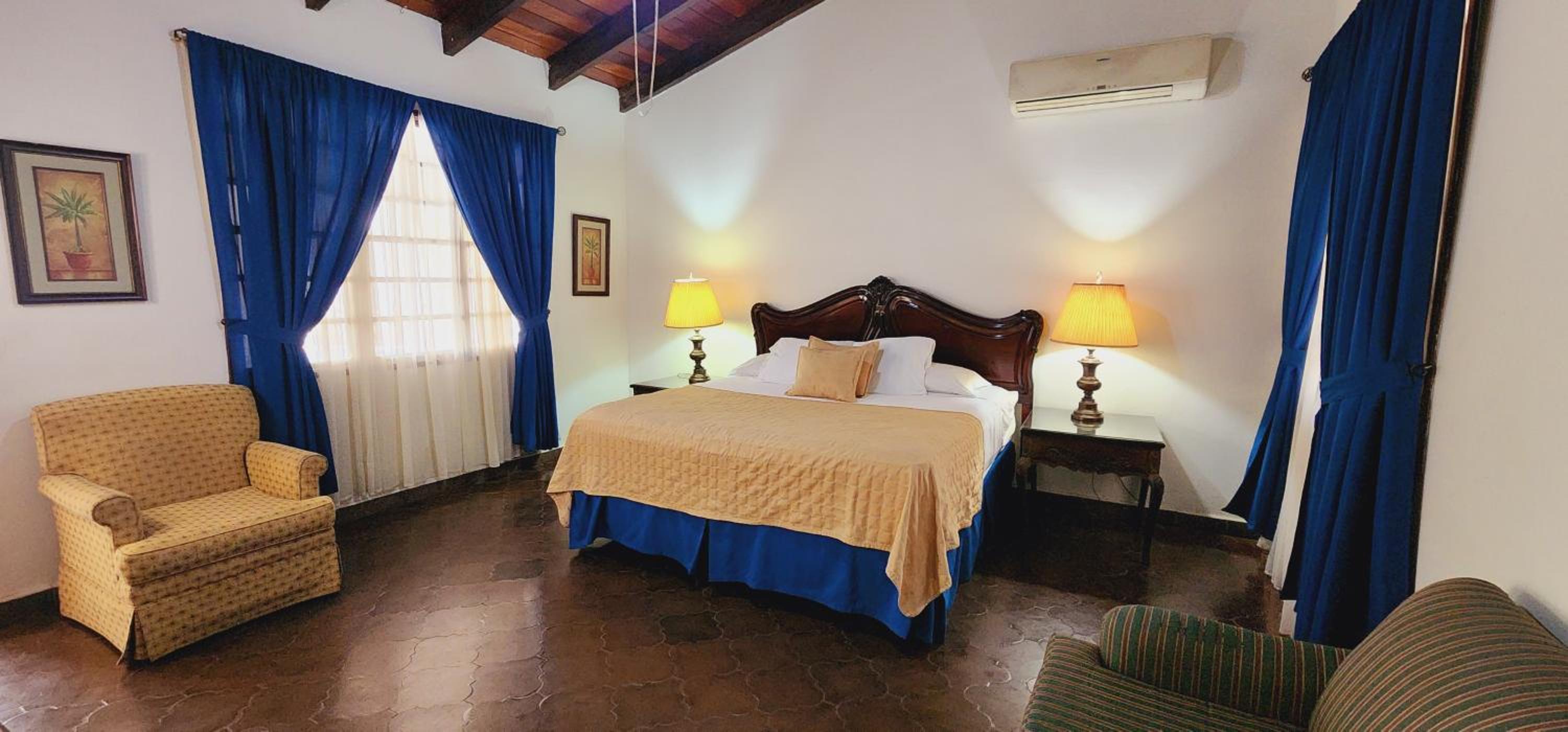 Camilas Hotel