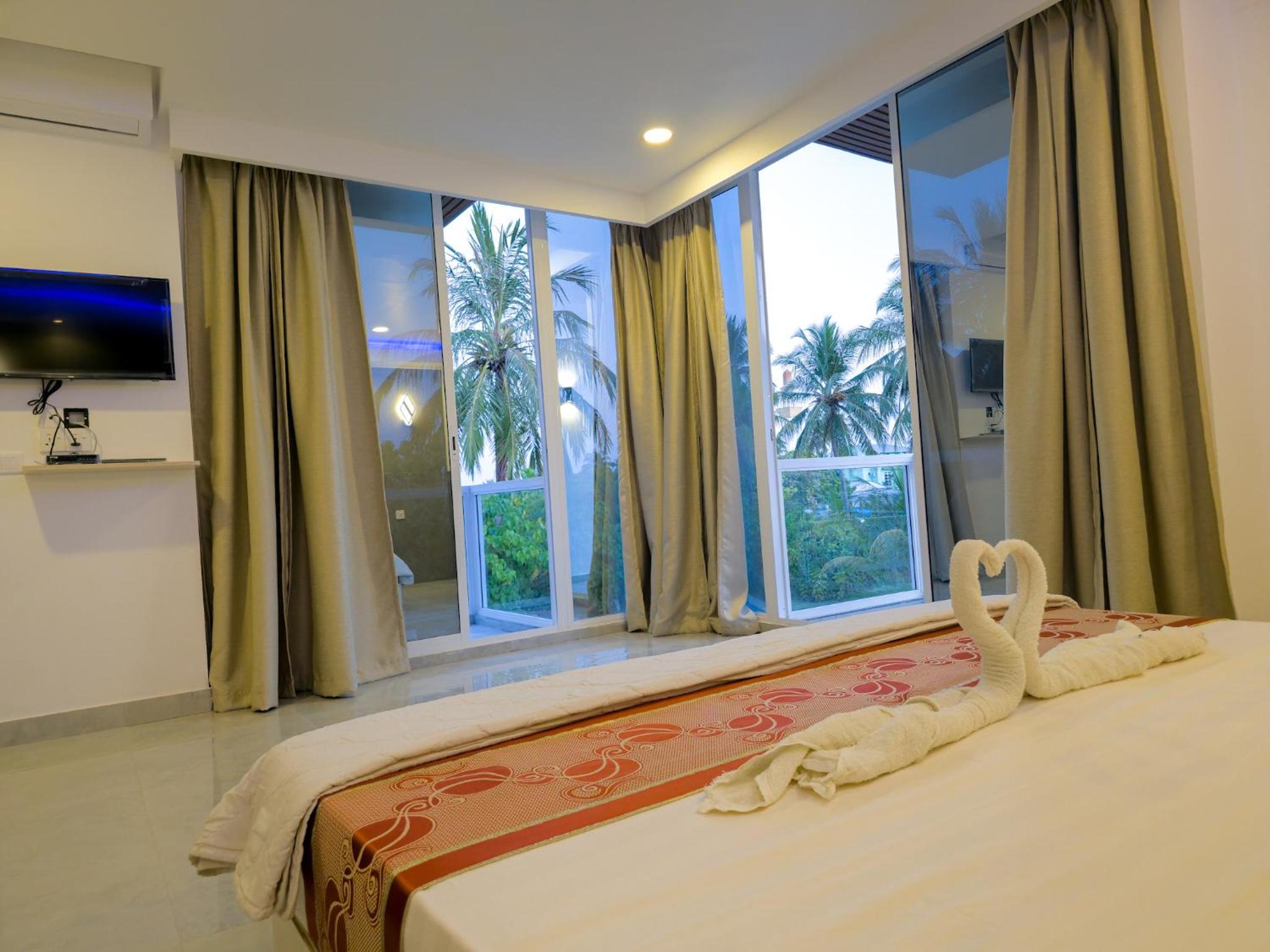 Arora View