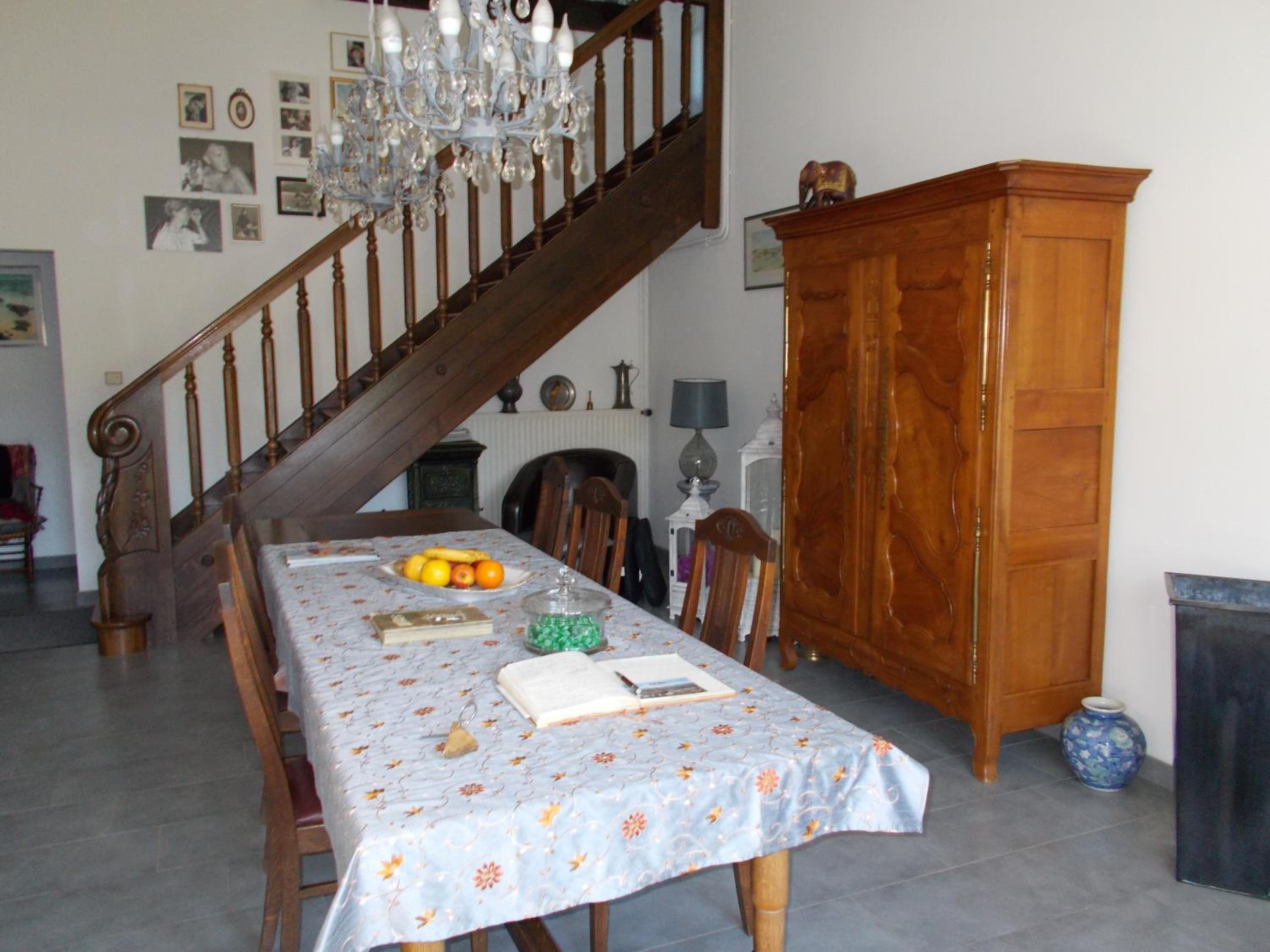 Photo 56