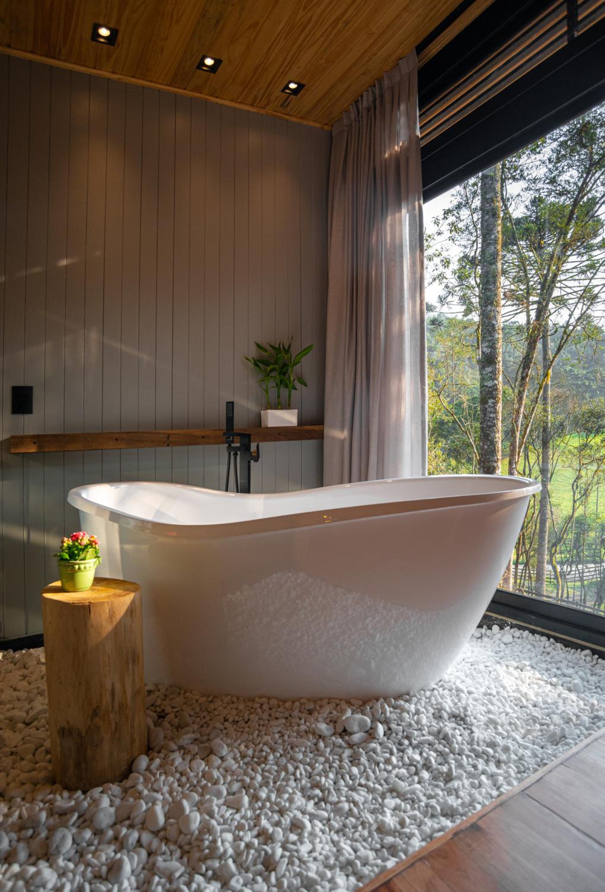 Green Barn Hotel & Bistro