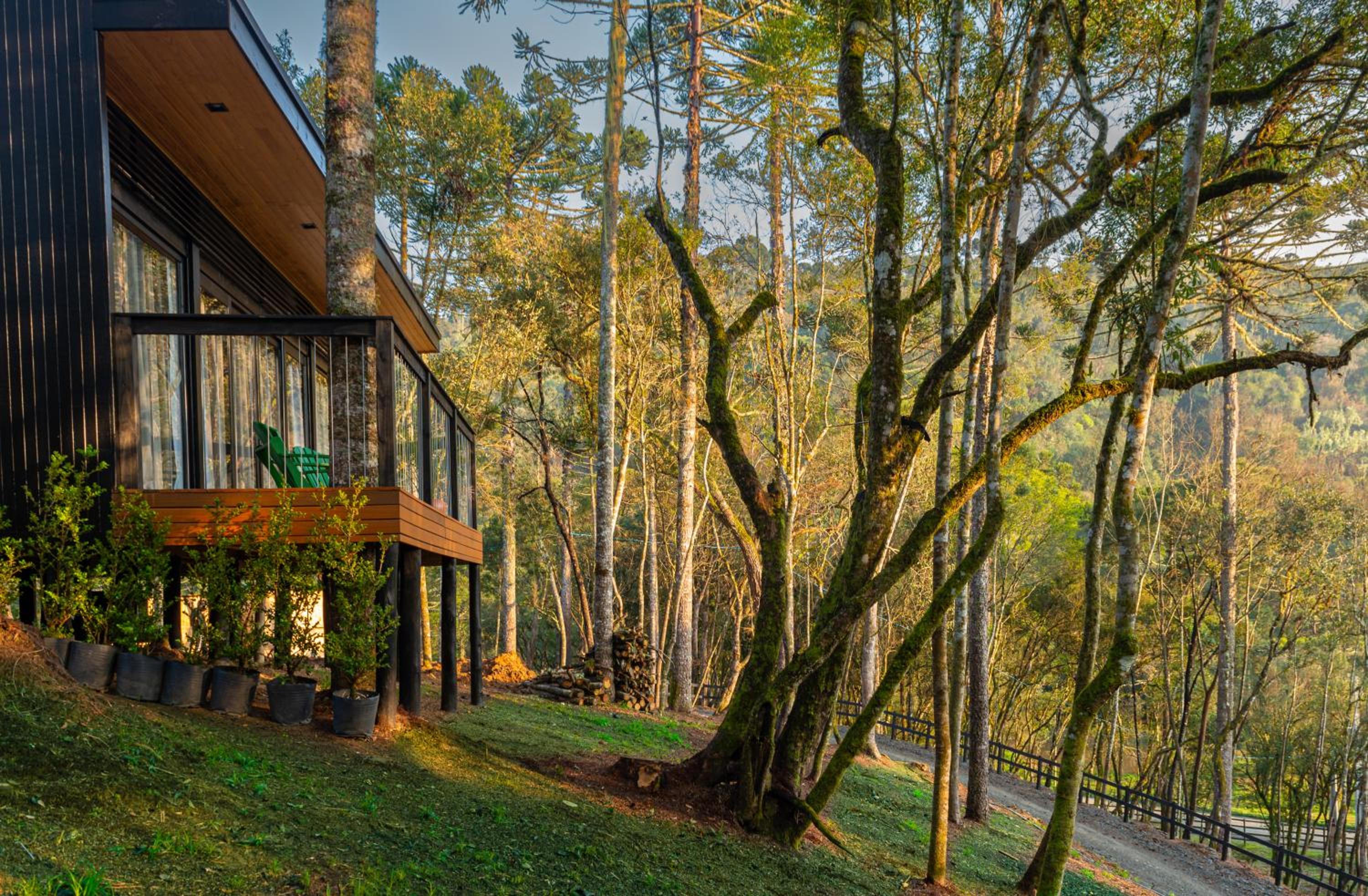 Green Barn Hotel & Bistro