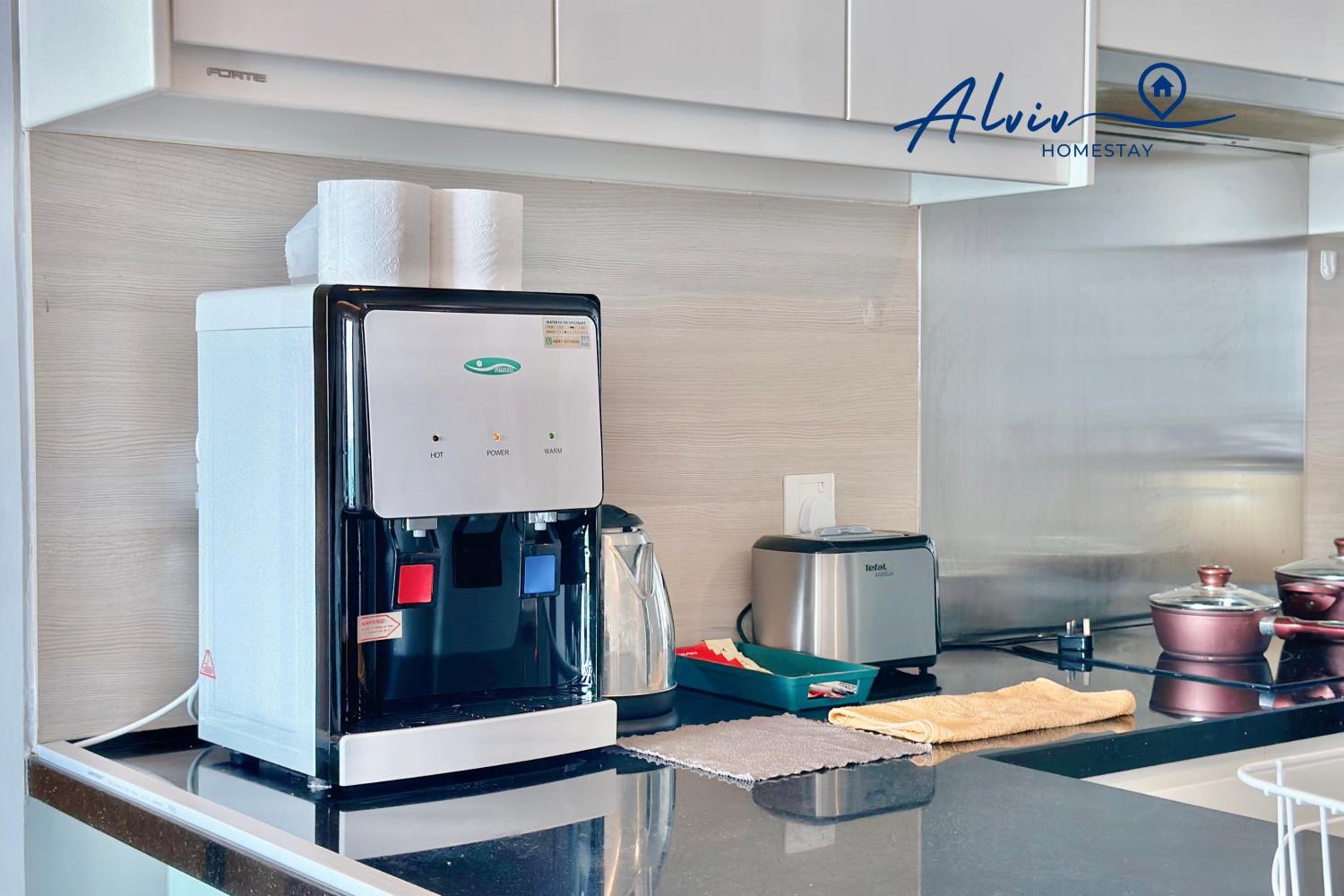 NEW! The Shore Residences 3BR Luxury I Direct access to Shopping I 6-10pax I 10minsJonker view 4