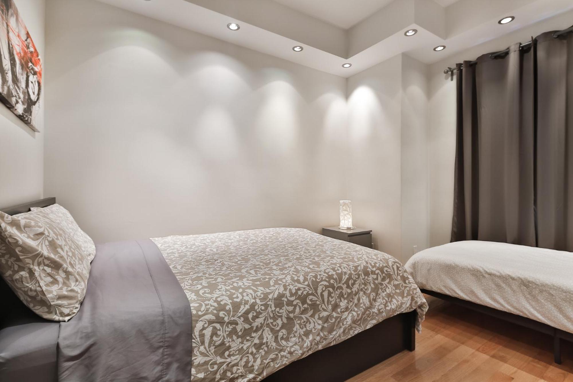 STUNNING full APARTMENTS - stocked KITCHENS - WASHER & DRYERS - WORKSPACE PROVIDED - FAST WIFI - LOCATED on the FAMOUS ST Denis street - Near METRO MONT RO
