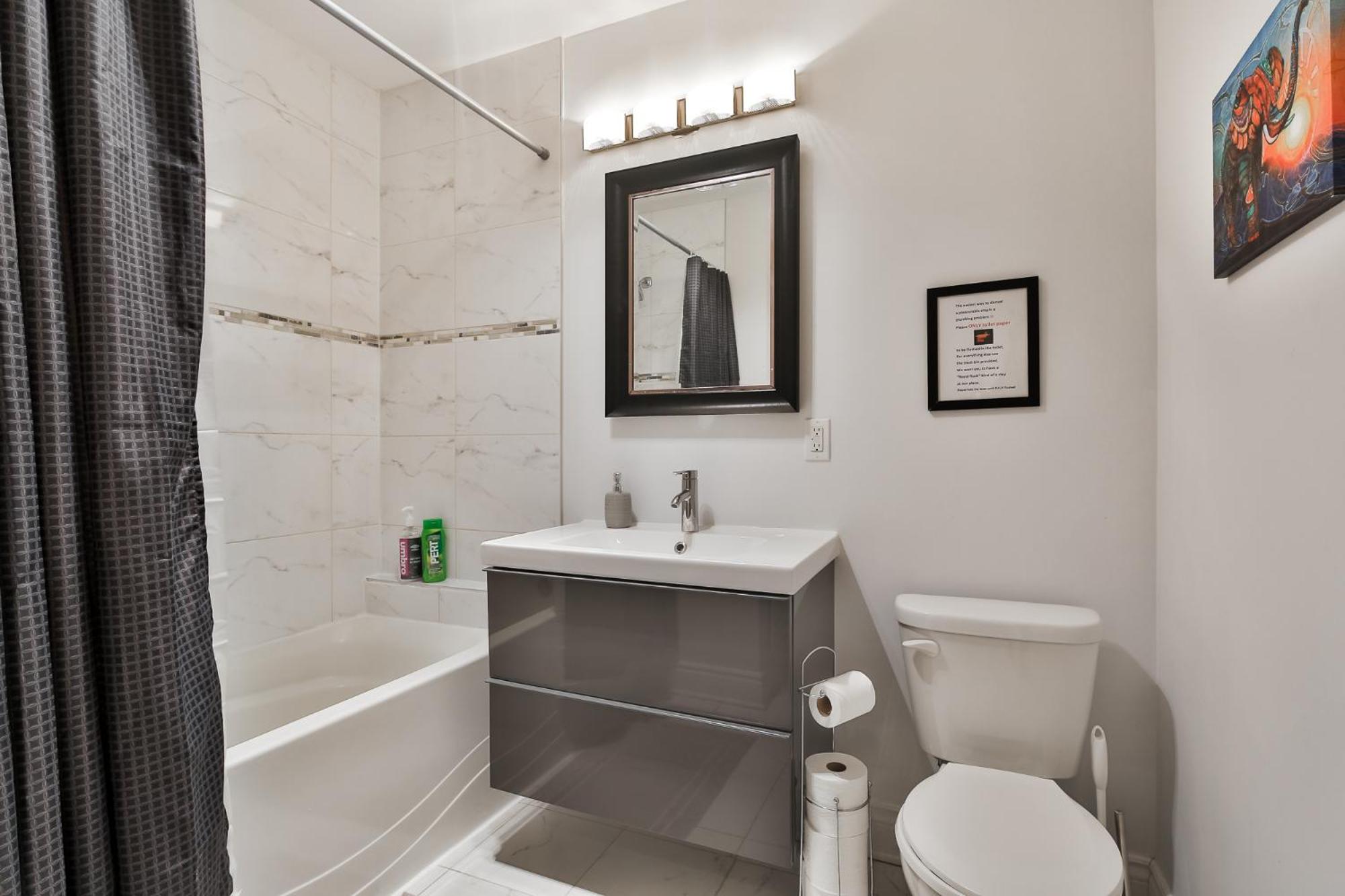 STUNNING full APARTMENTS - stocked KITCHENS - WASHER & DRYERS - WORKSPACE PROVIDED - FAST WIFI - LOCATED on the FAMOUS ST Denis street - Near METRO MONT RO