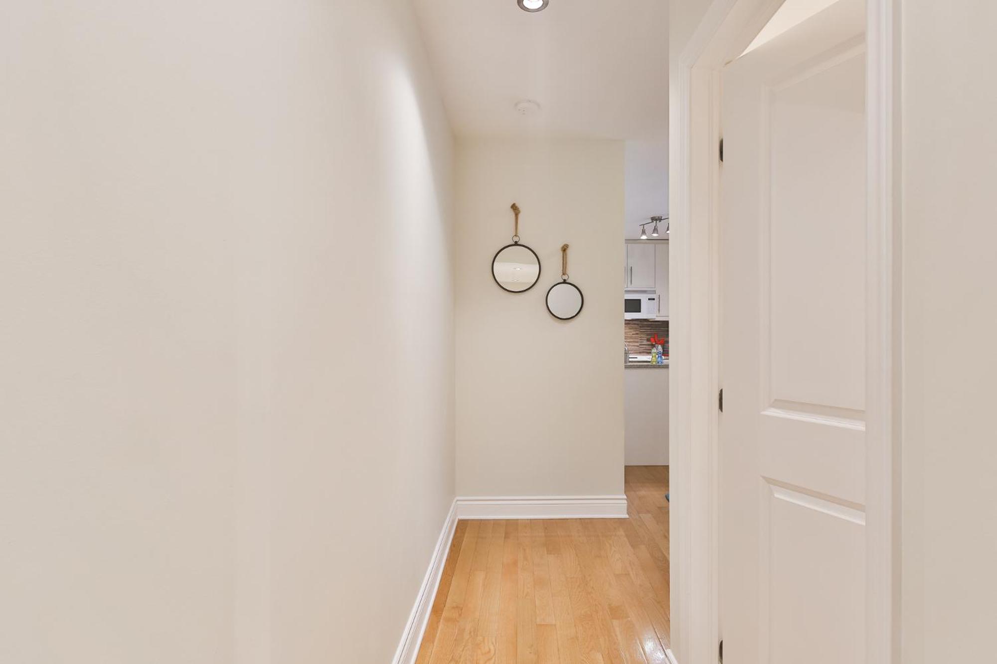 STUNNING full APARTMENTS - stocked KITCHENS - WASHER & DRYERS - WORKSPACE PROVIDED - FAST WIFI - LOCATED on the FAMOUS ST Denis street - Near METRO MONT RO