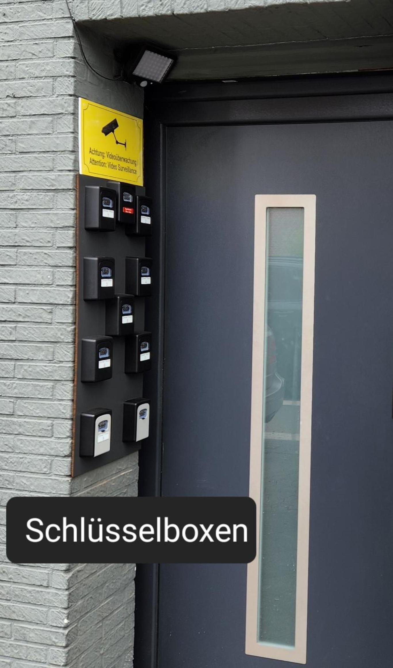 Eva's Hostel - Self Check-In & Only Private Rooms view 3