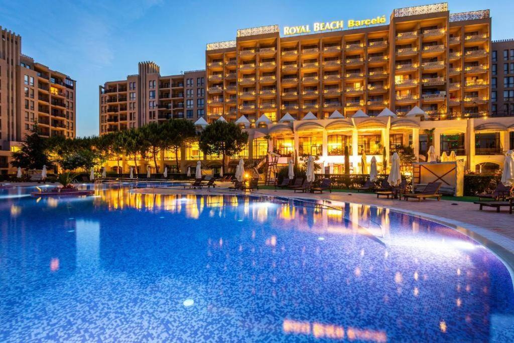 2 Bed, Royal Beach Barcelo Hotel