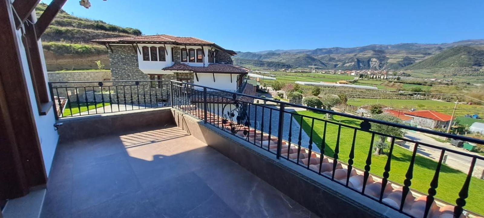 Pupa Winery Serene Stay