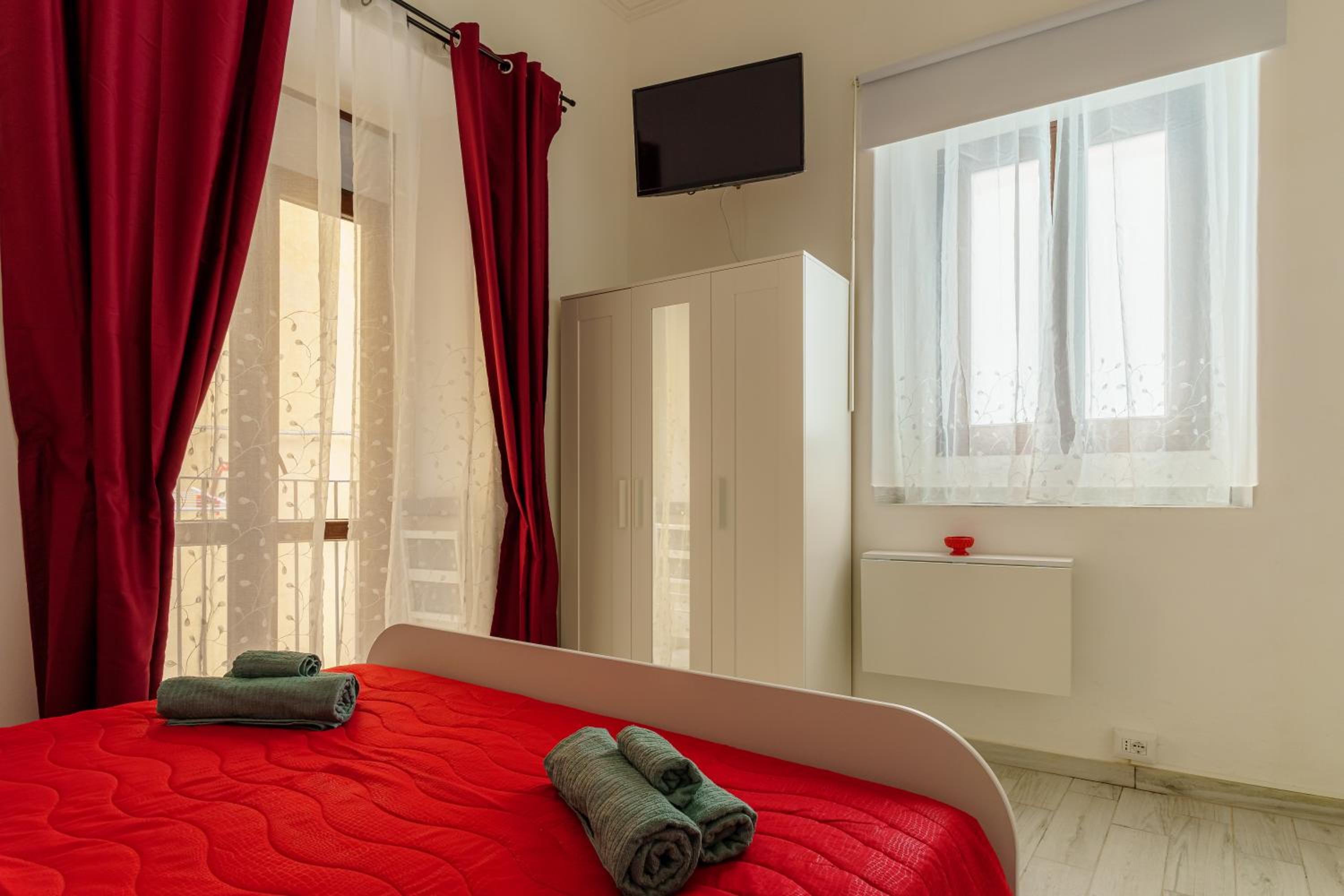 Casta Diva Holiday Rooms view 5