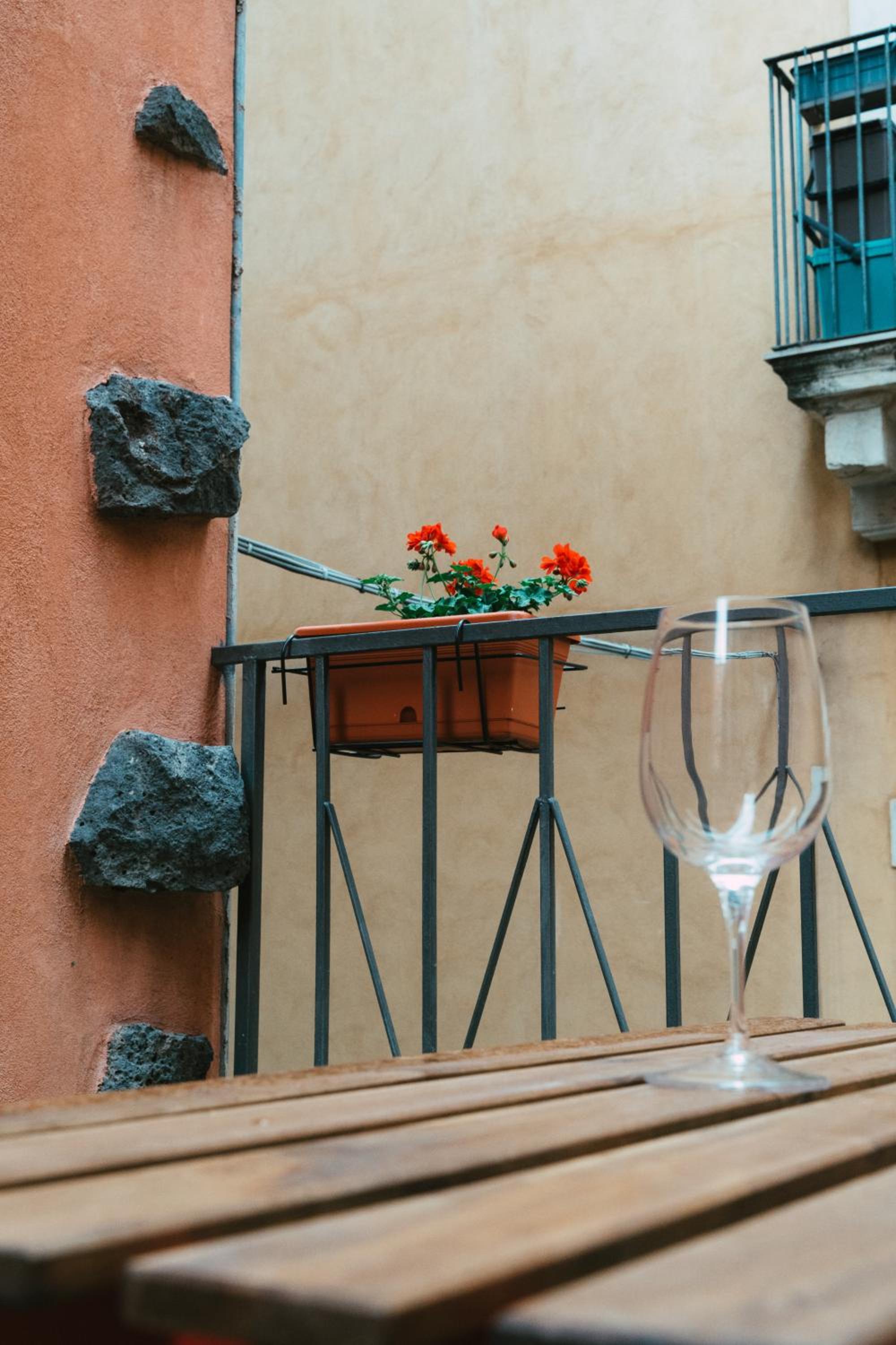 Casta Diva Holiday Rooms view 3