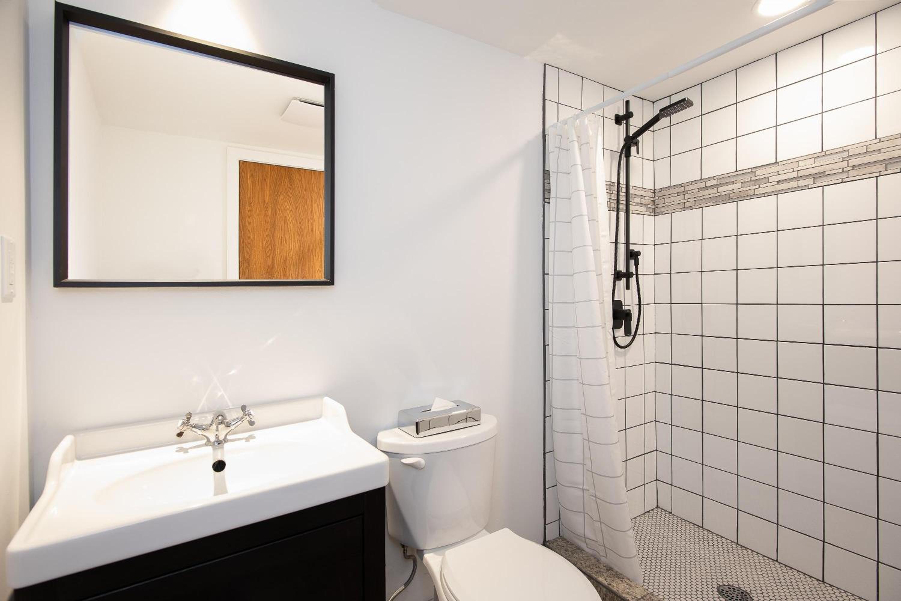 Fitzsimmons C - Private Sauna, Located in the Heart of Whistler Village