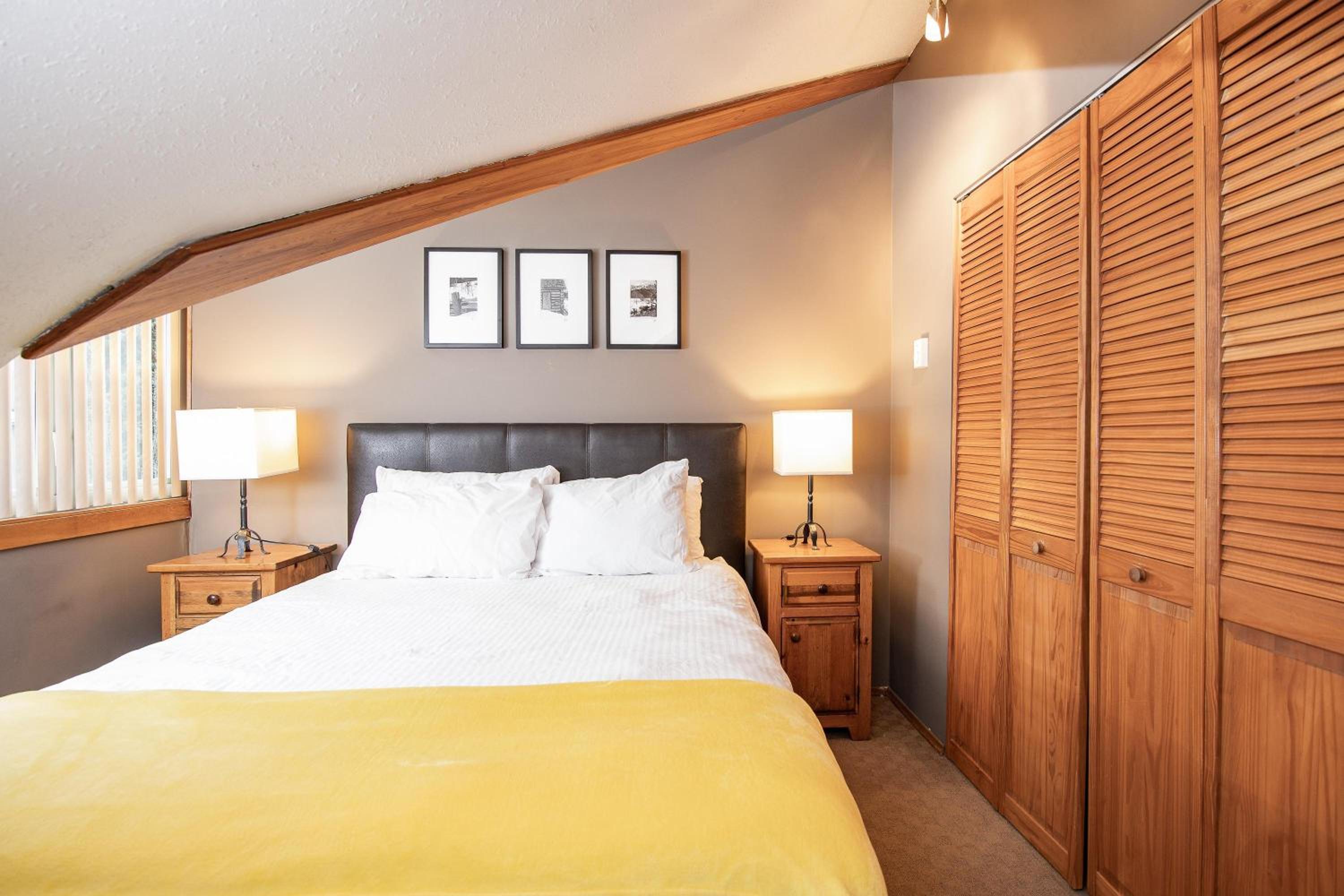 Fitzsimmons C - Private Sauna, Located in the Heart of Whistler Village