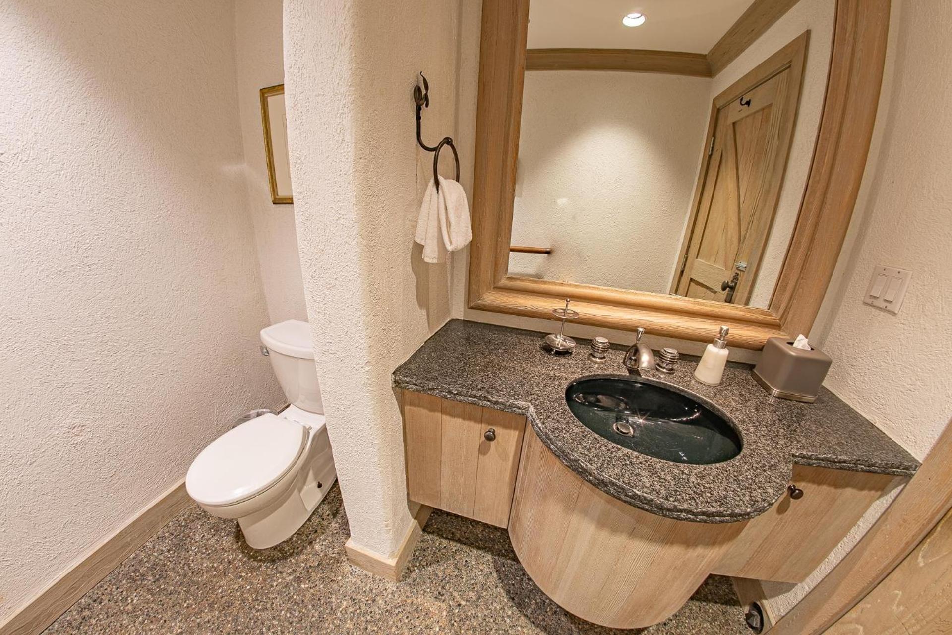 Pinnacle Ridge 05 - Ski In Ski Out, Private Hot Tub, Gas Fireplace
