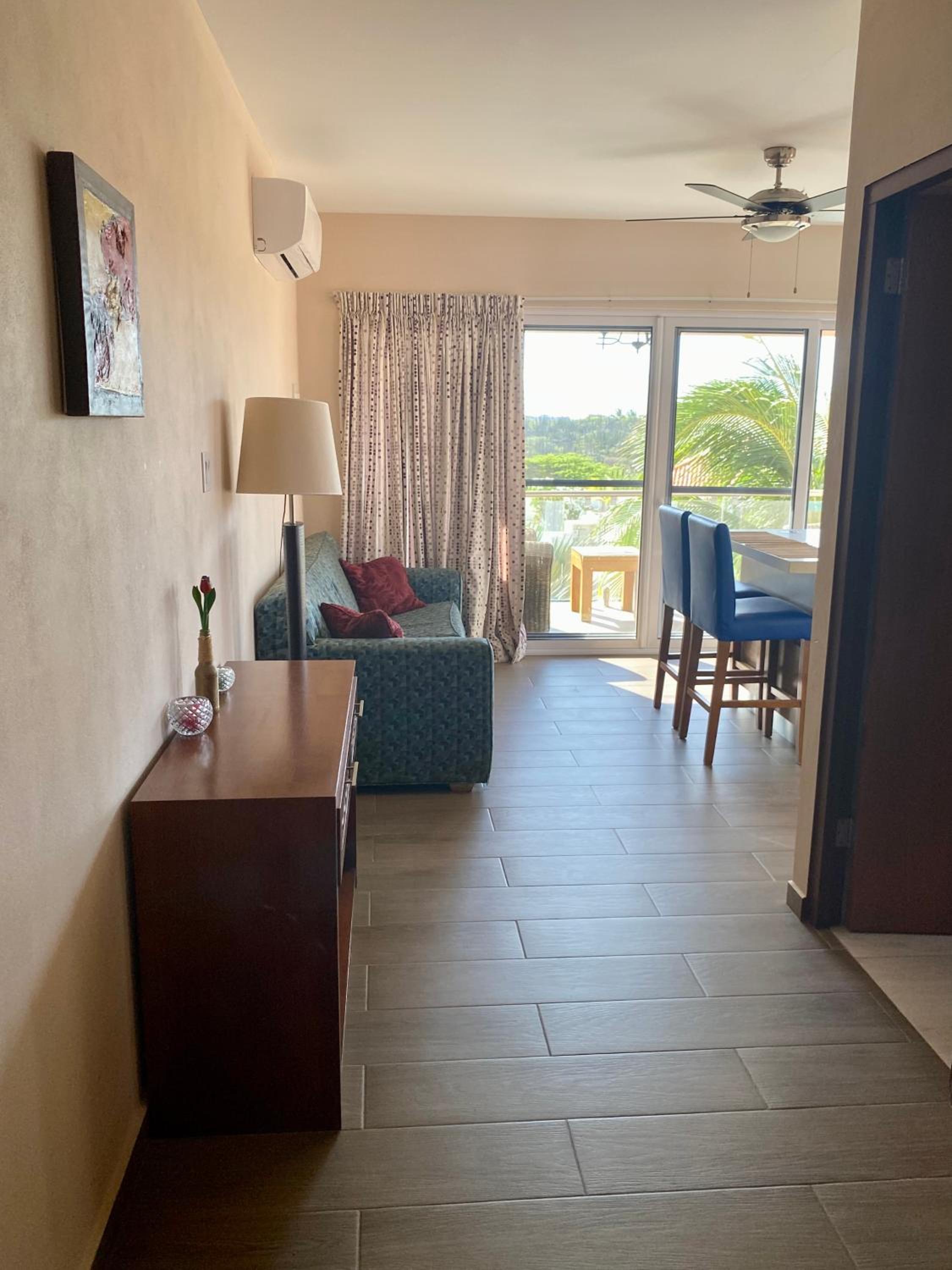 Cozy Apartment 3 min to the Marriott driving