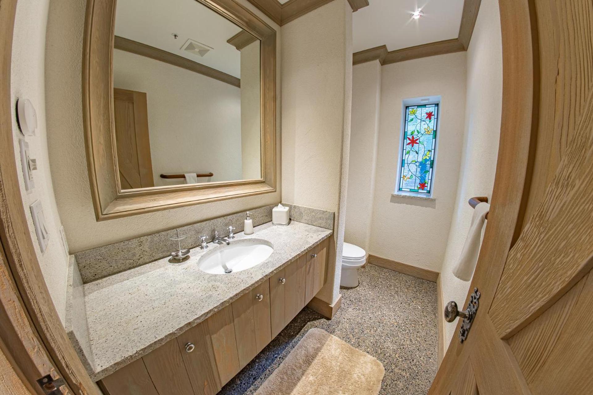 Pinnacle Ridge 05 - Ski In Ski Out, Private Hot Tub, Gas Fireplace
