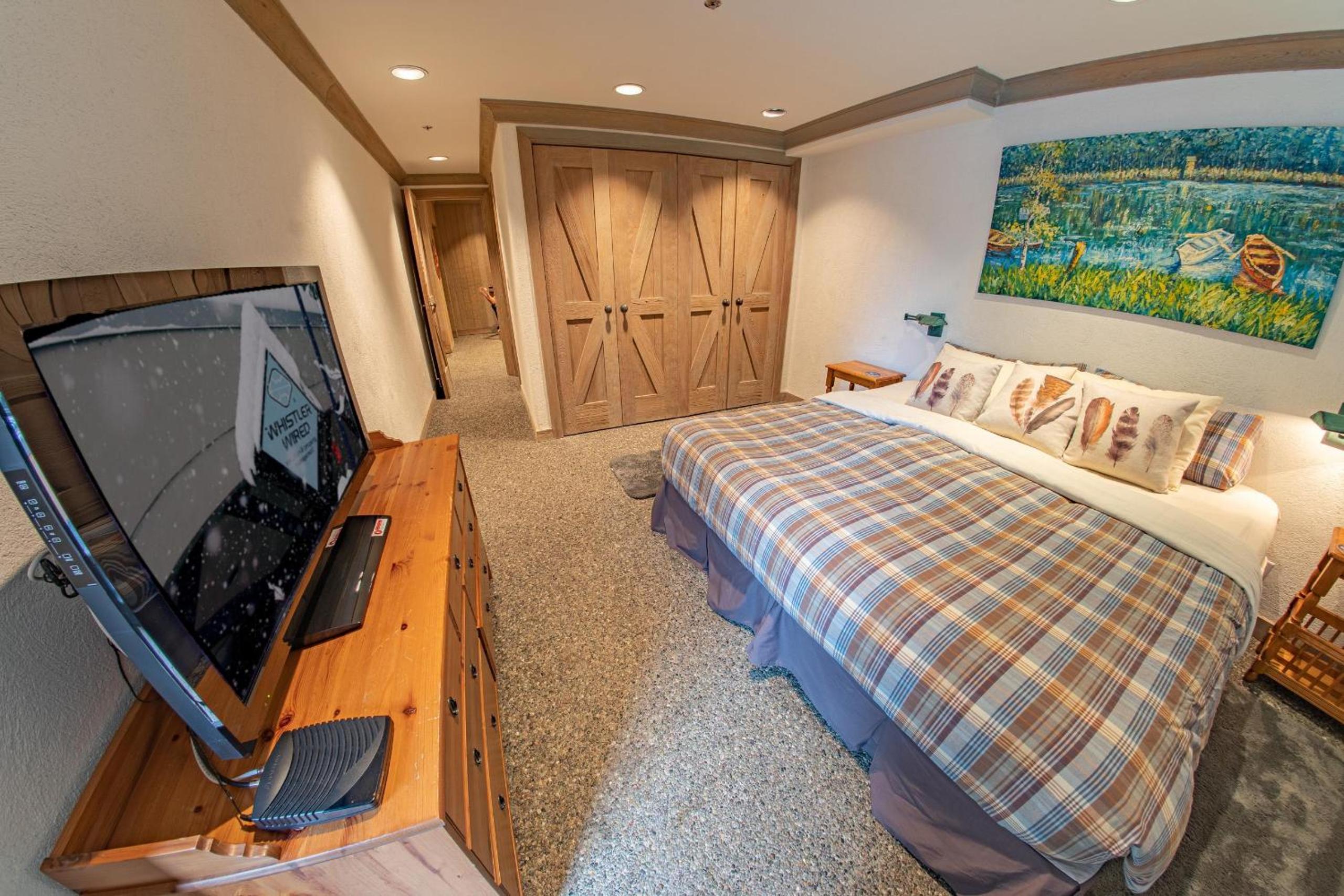 Pinnacle Ridge 05 - Ski In Ski Out, Private Hot Tub, Gas Fireplace