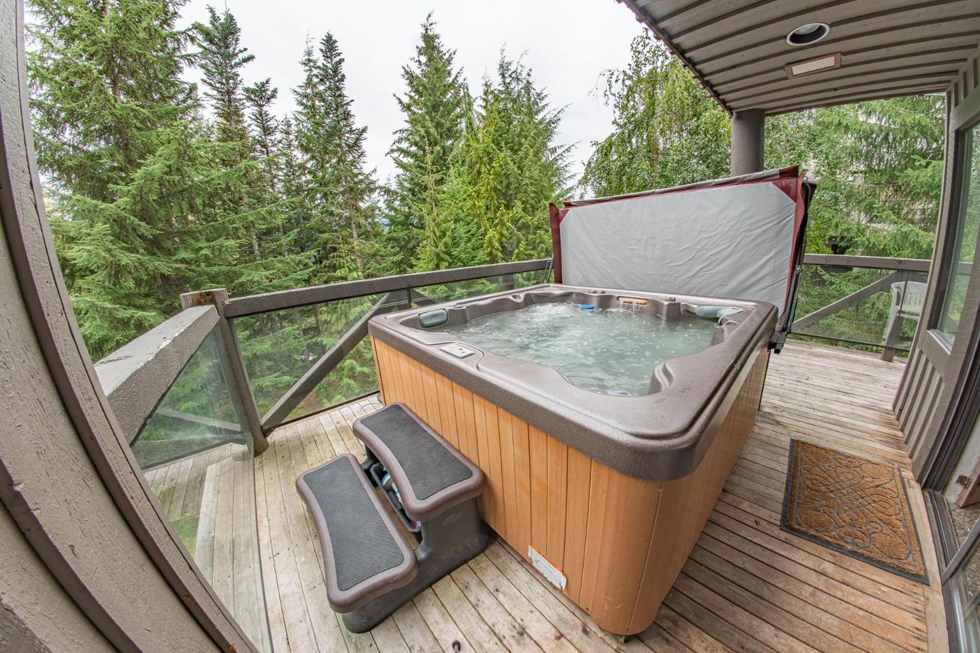 Pinnacle Ridge 05 - Ski In Ski Out, Private Hot Tub, Gas Fireplace