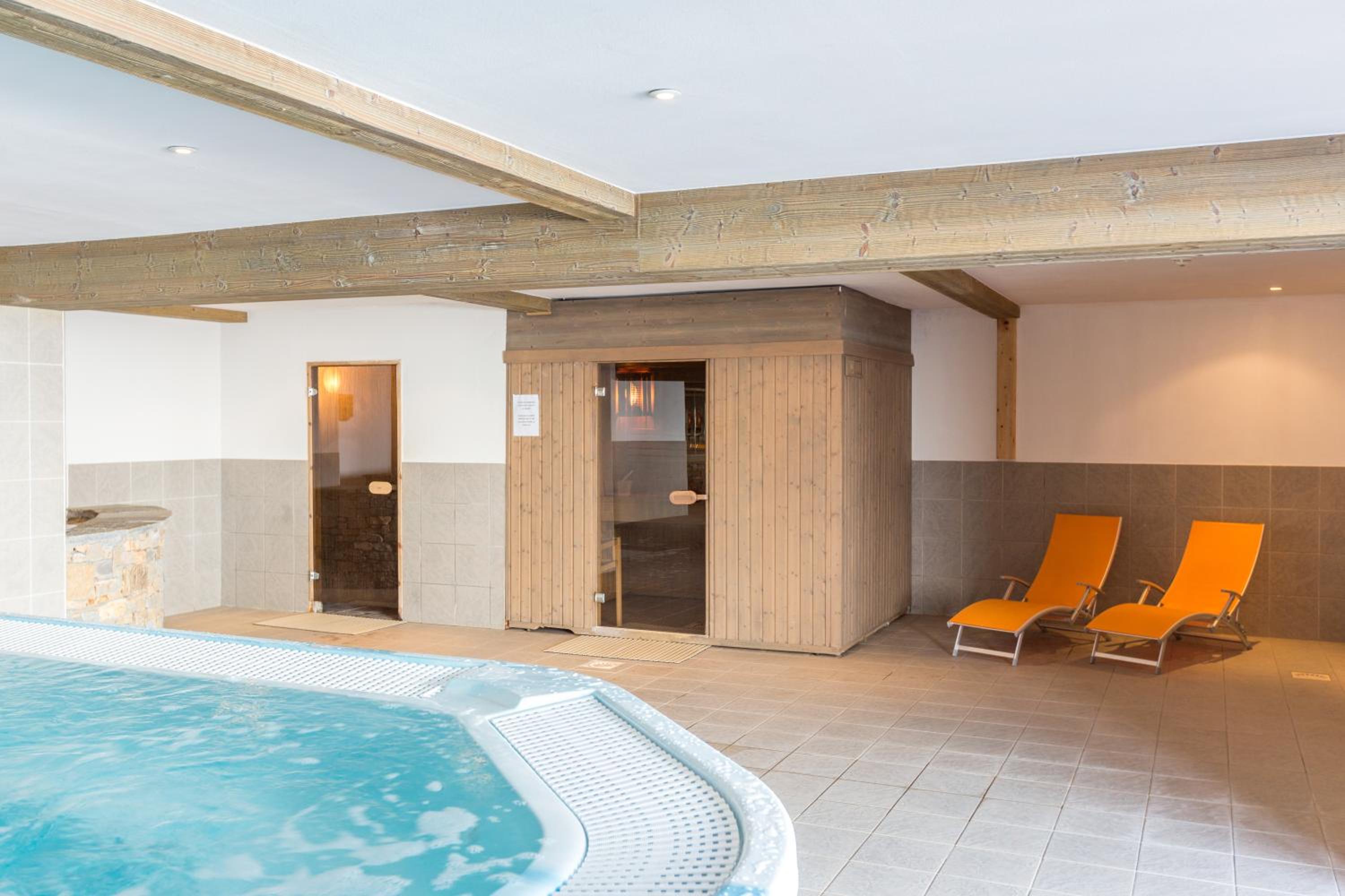 Le Vancouver en La Plagne — recepcion & lobby