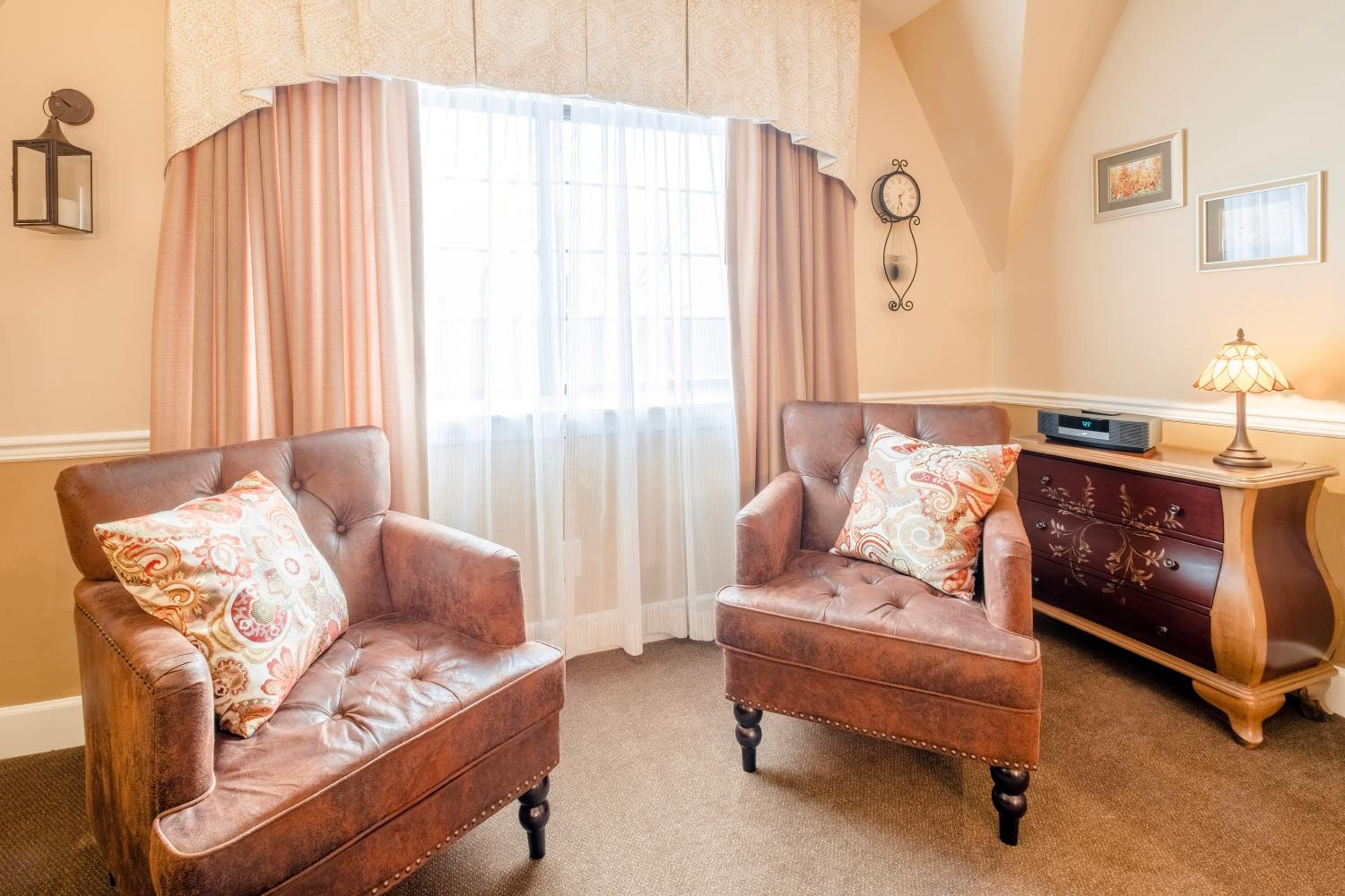 Red Coach Inn