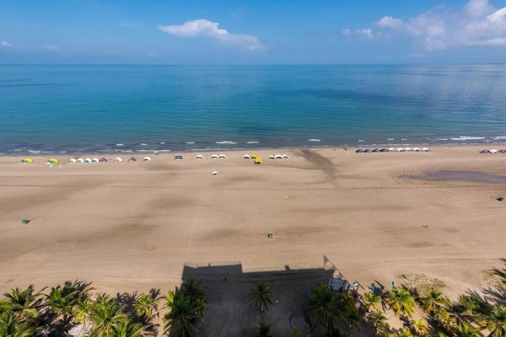 Ctgna 10 personas 3 habitaciones Playa Américas Morros